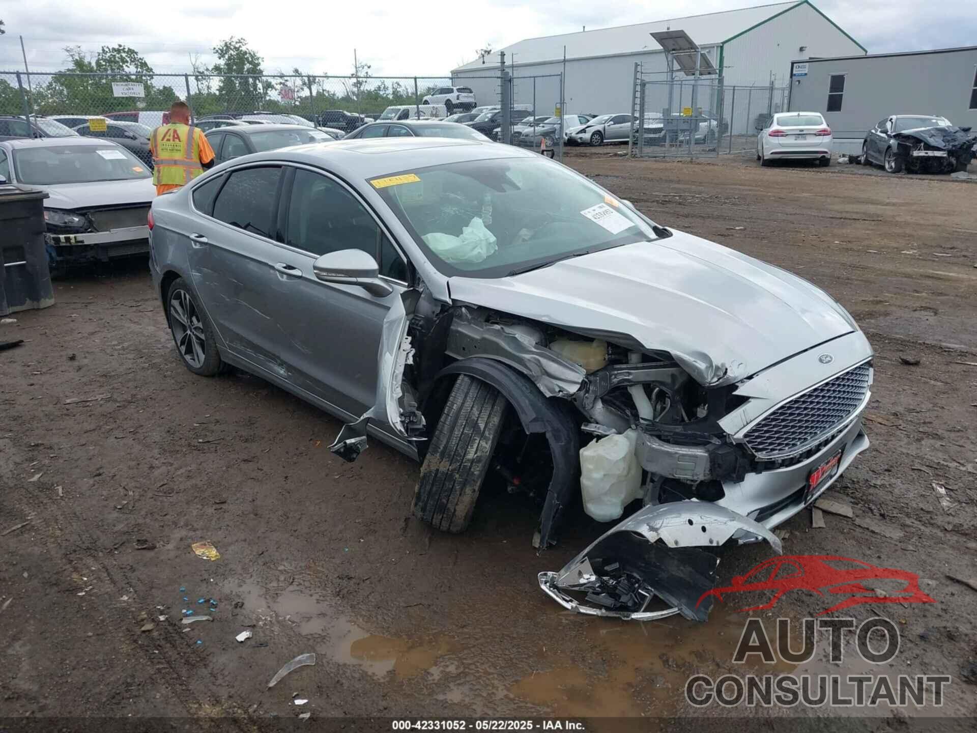 FORD FUSION 2020 - 3FA6P0D98LR115437