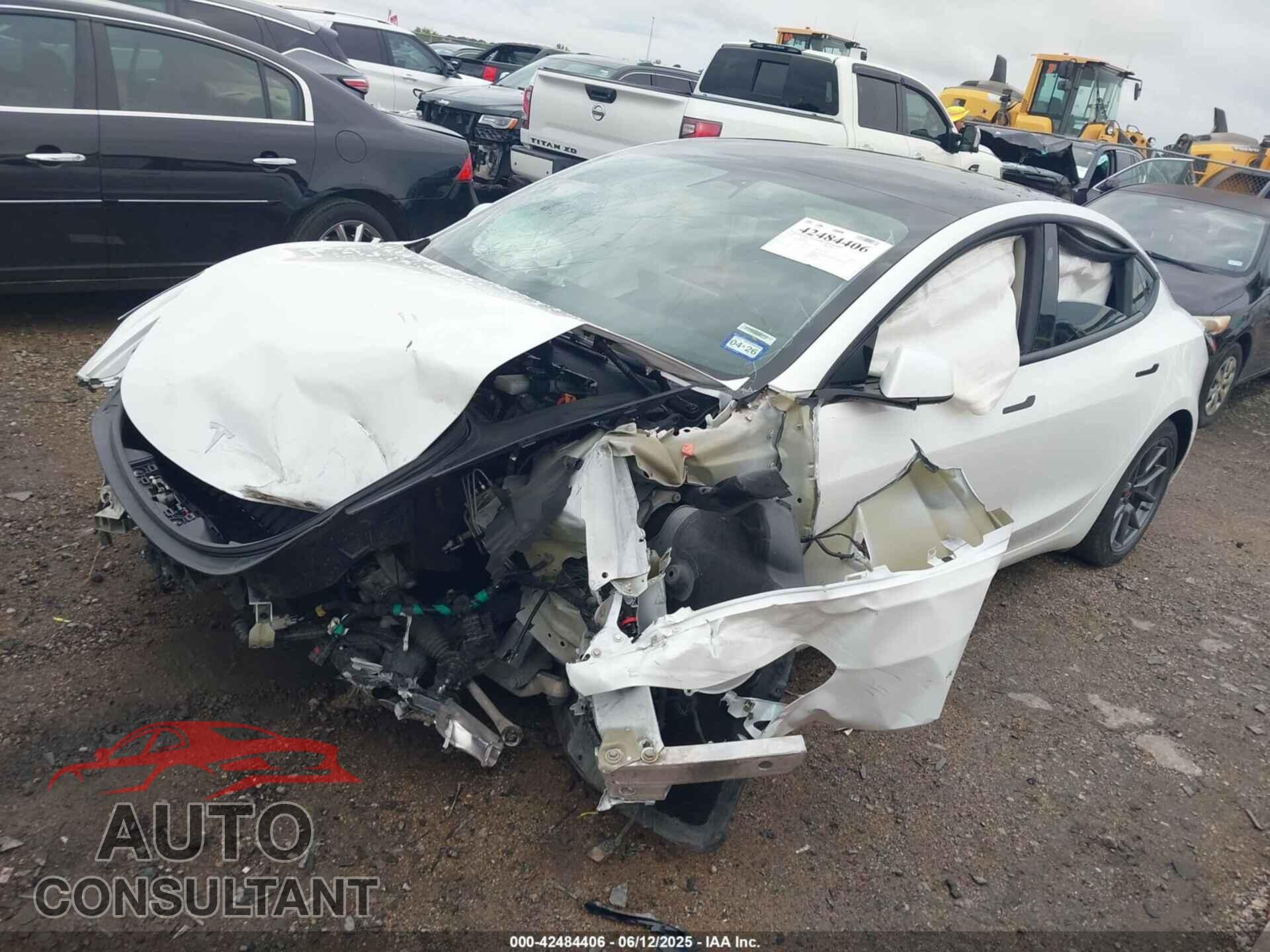 TESLA MODEL 3 2021 - 5YJ3E1EA3MF090368