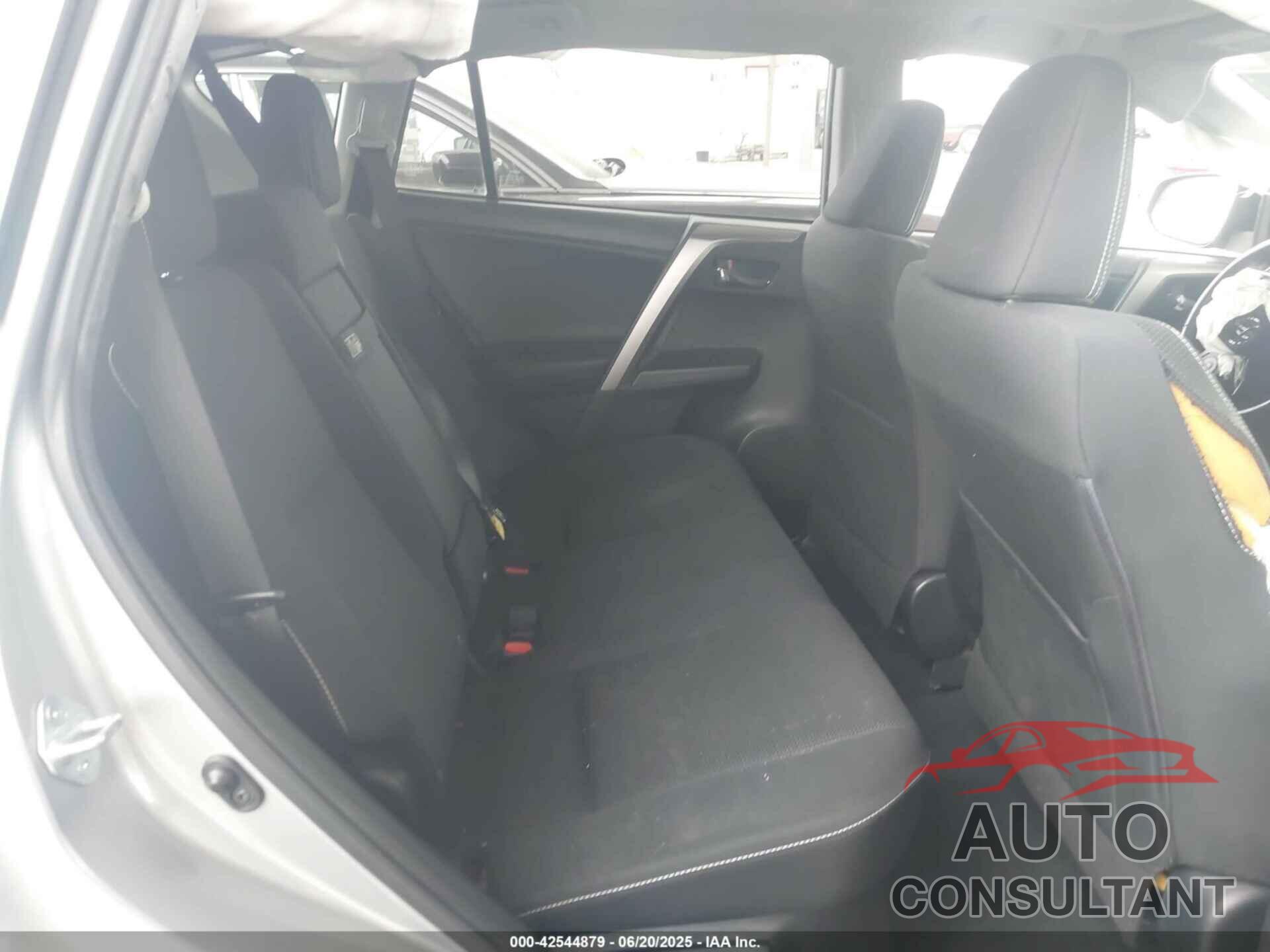 TOYOTA RAV4 HYBRID 2017 - JTMRJREV4HD147293