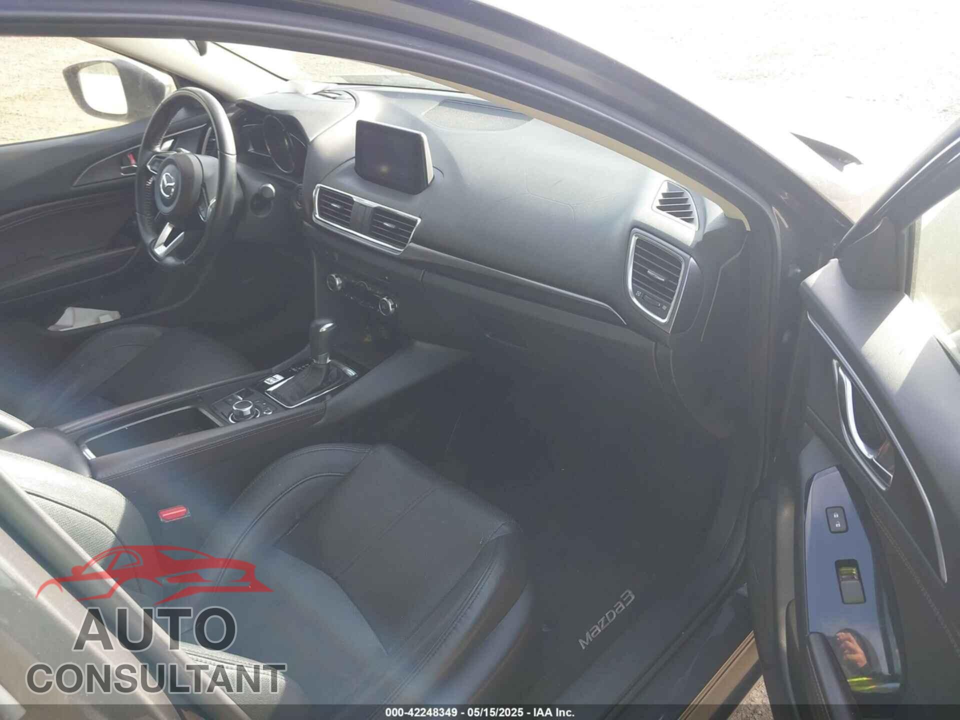 MAZDA MAZDA3 2017 - JM1BN1M30H1121945