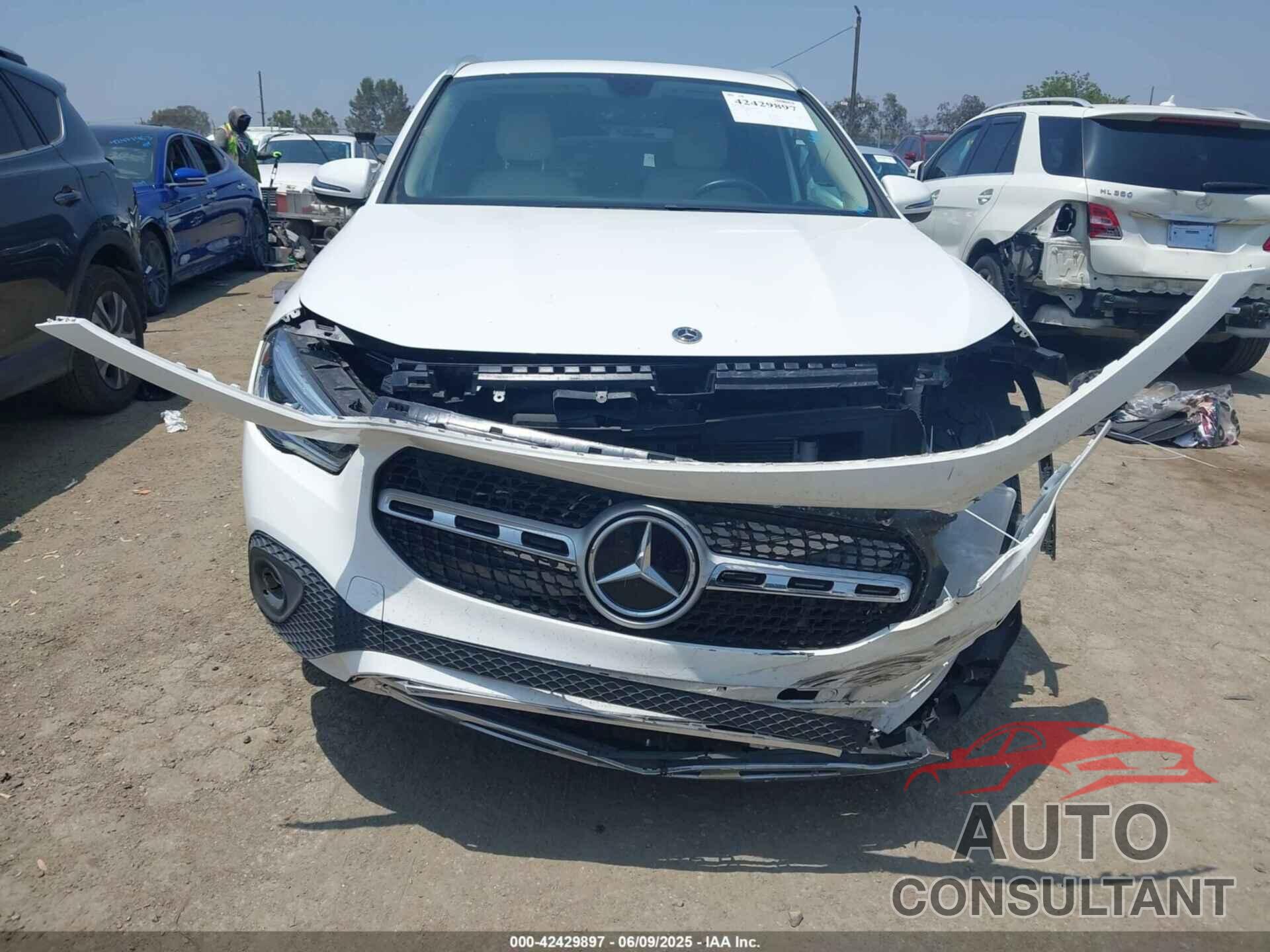 MERCEDES-BENZ GLA 250 2023 - W1N4N4GB2PJ462073