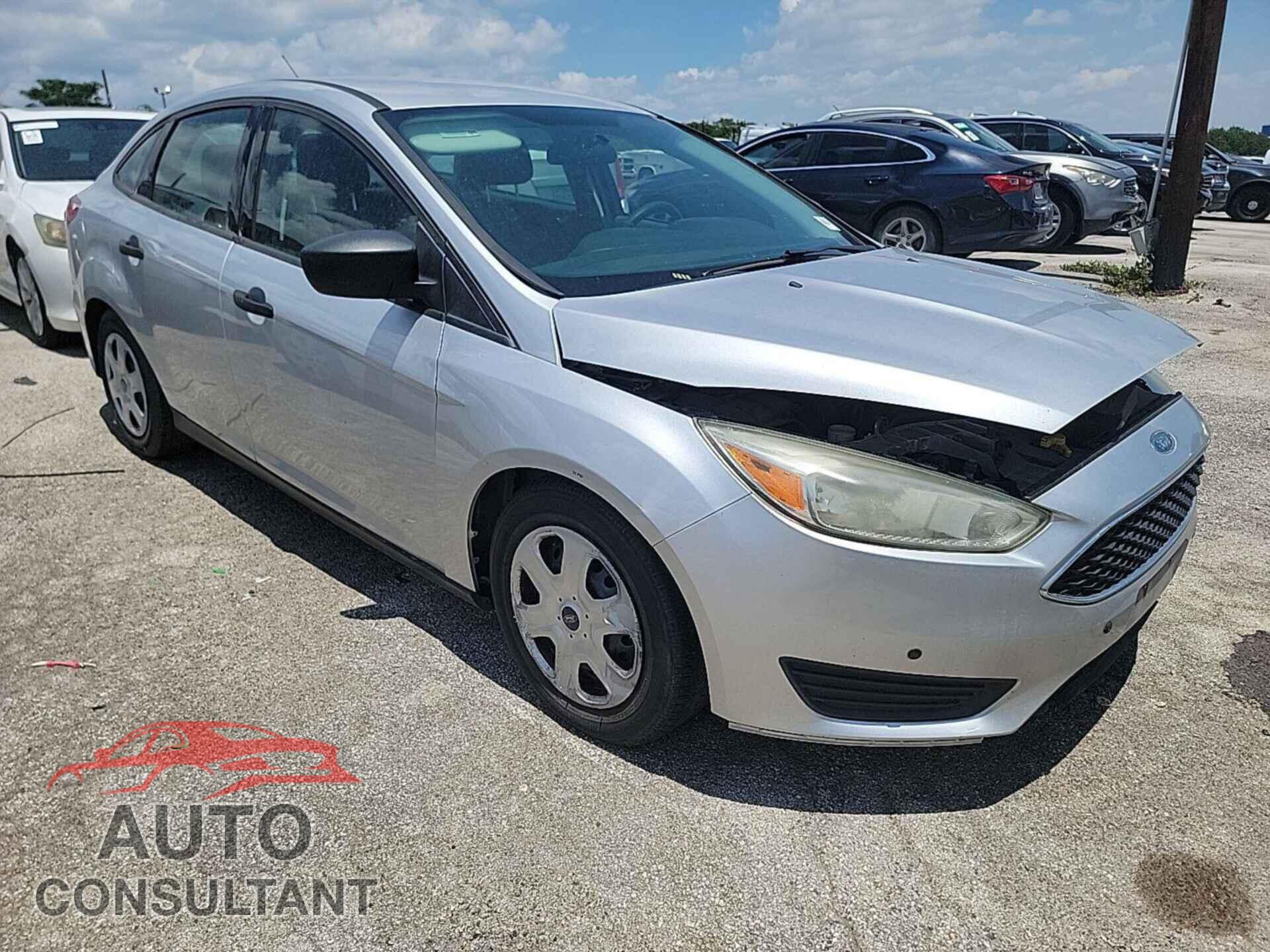 FORD FOCUS 2016 - 1FADP3E22GL366193