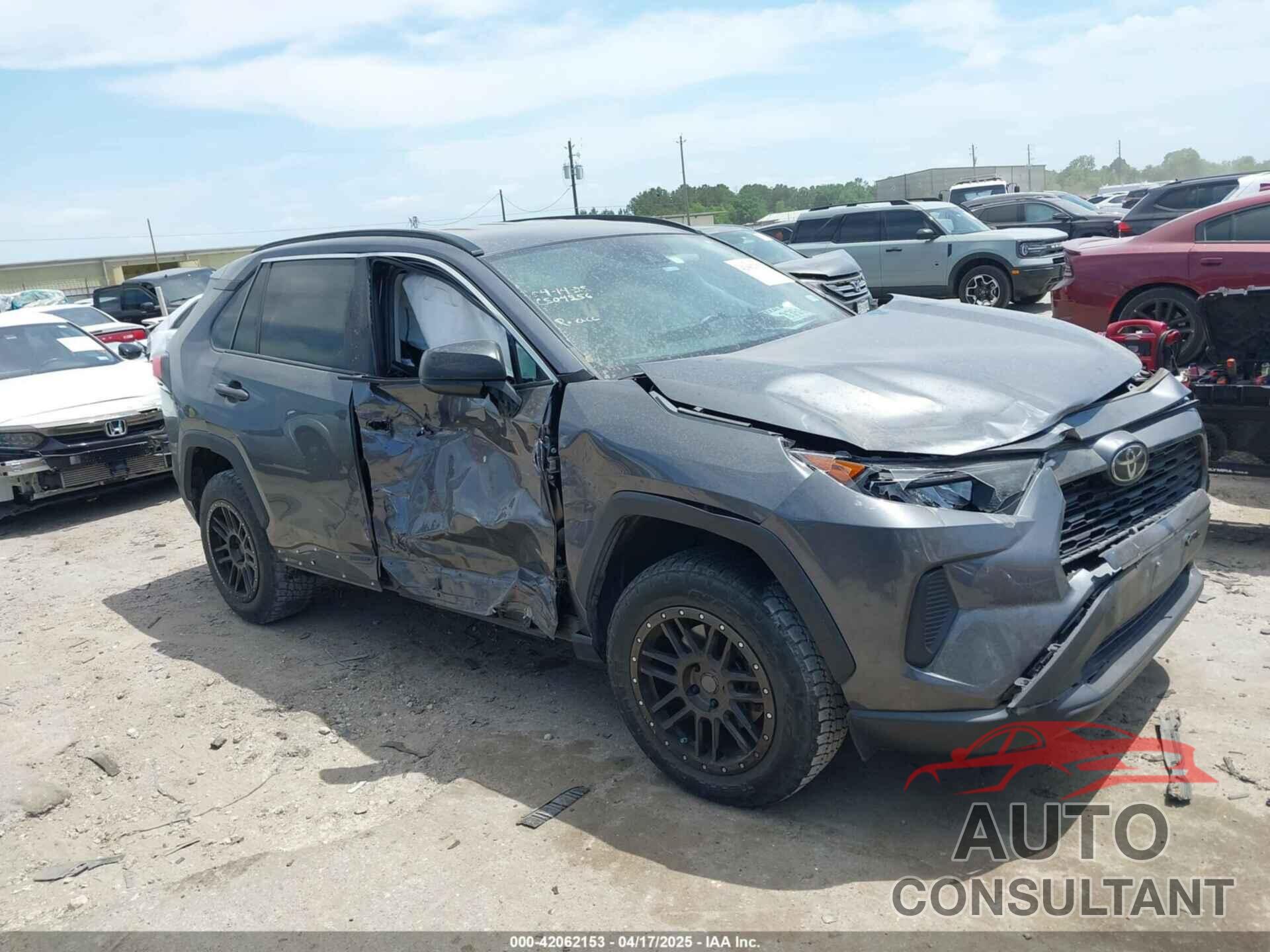 TOYOTA RAV4 2021 - 2T3H1RFV3MC112317
