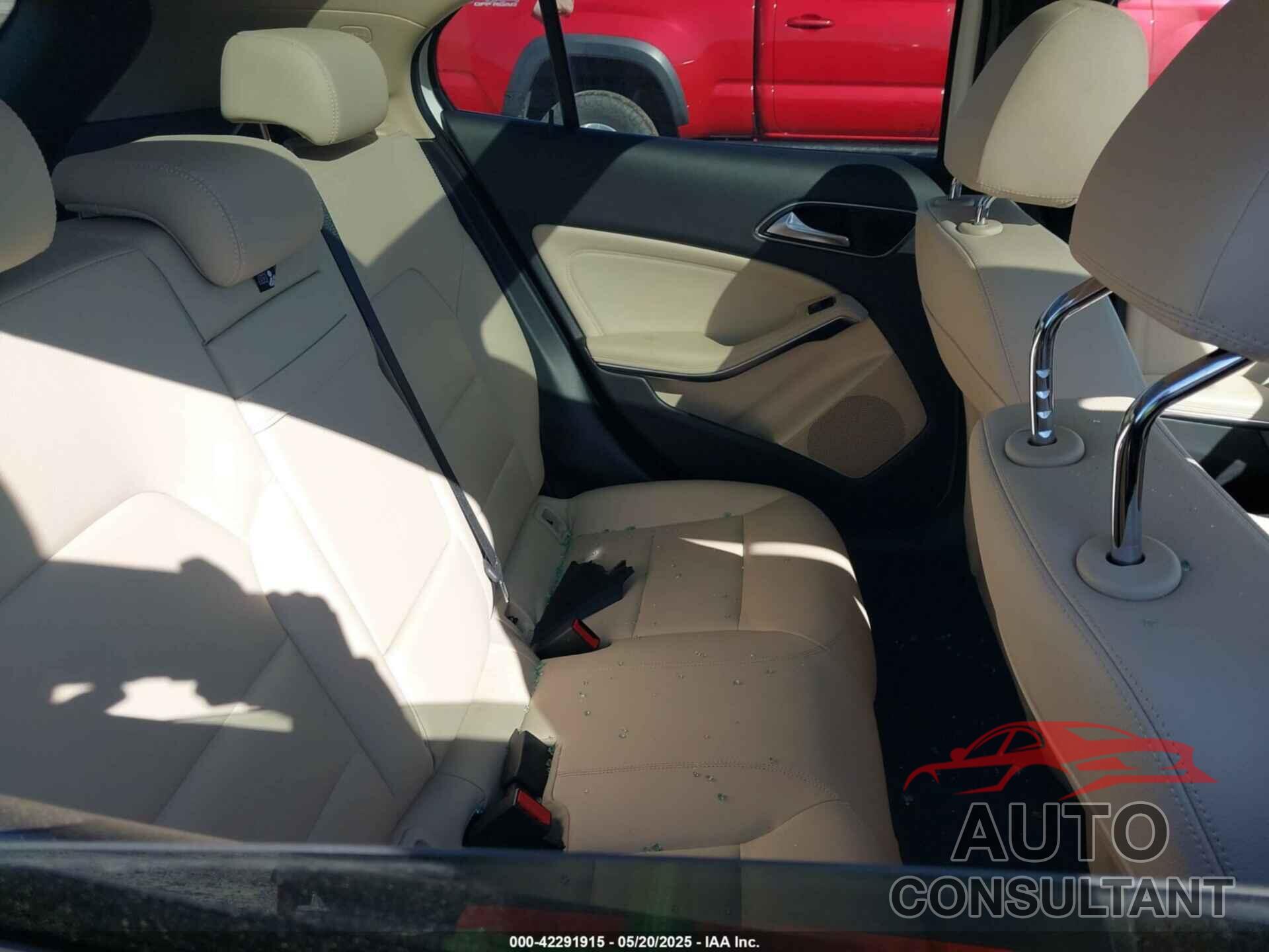 MERCEDES-BENZ GLA 250 2019 - WDCTG4GBXKU003890