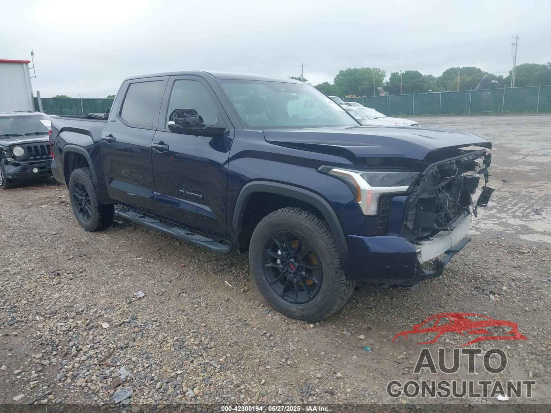 TOYOTA TUNDRA 2022 - 5TFLA5DB1NX004382