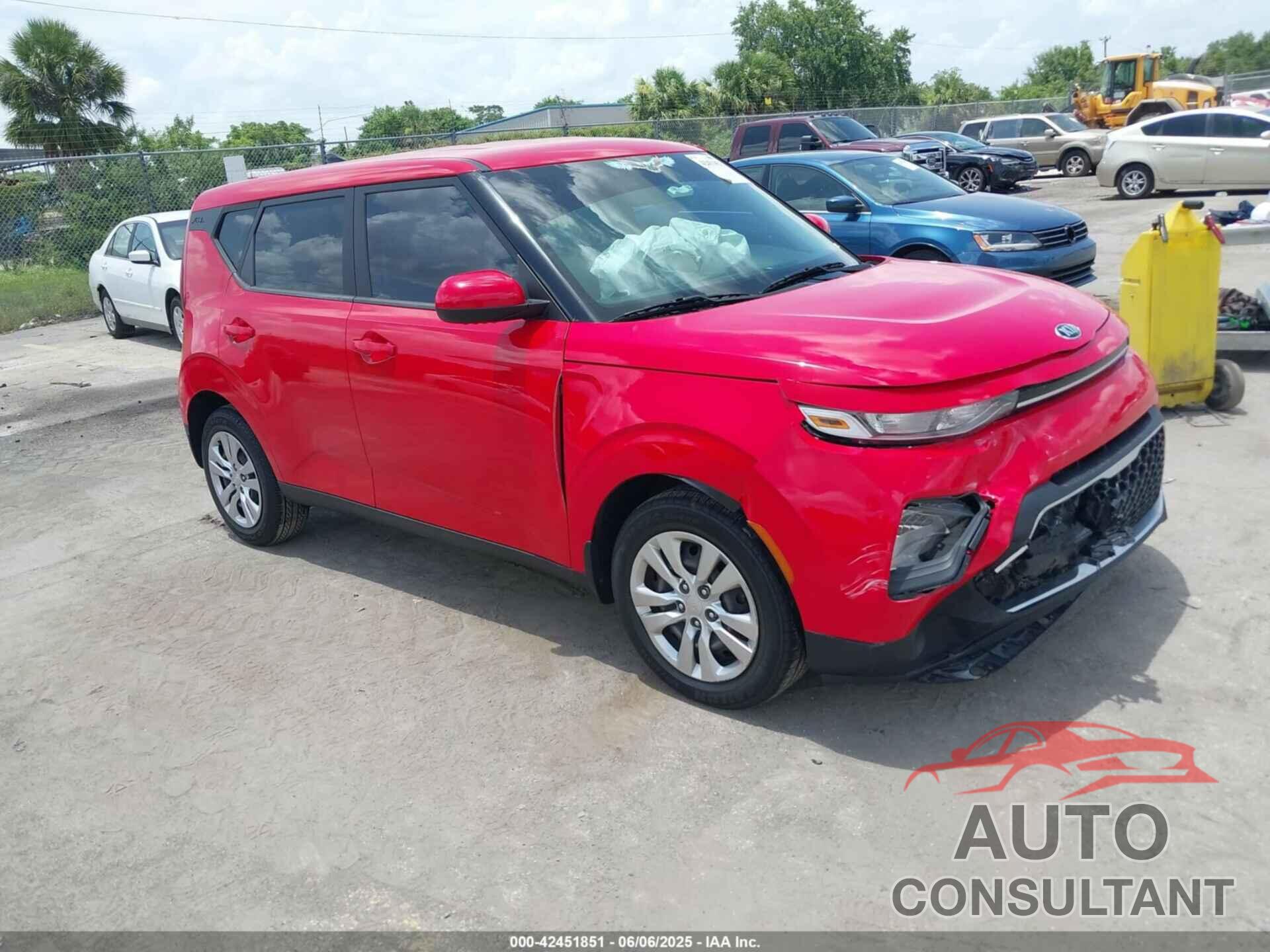 KIA SOUL 2021 - KNDJ23AU3M7142924