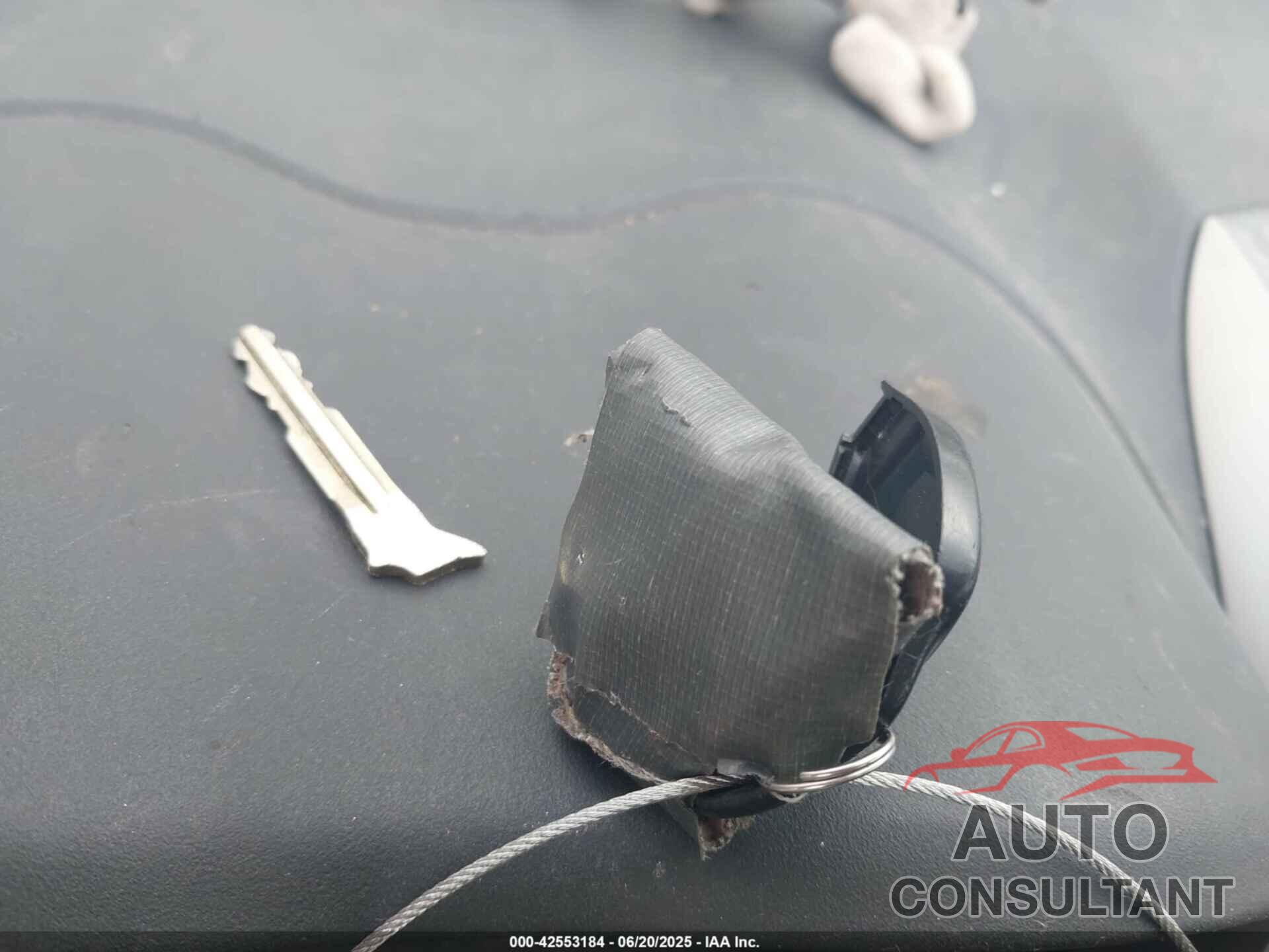 TOYOTA COROLLA 2013 - 2T1BU4EE2DC935217