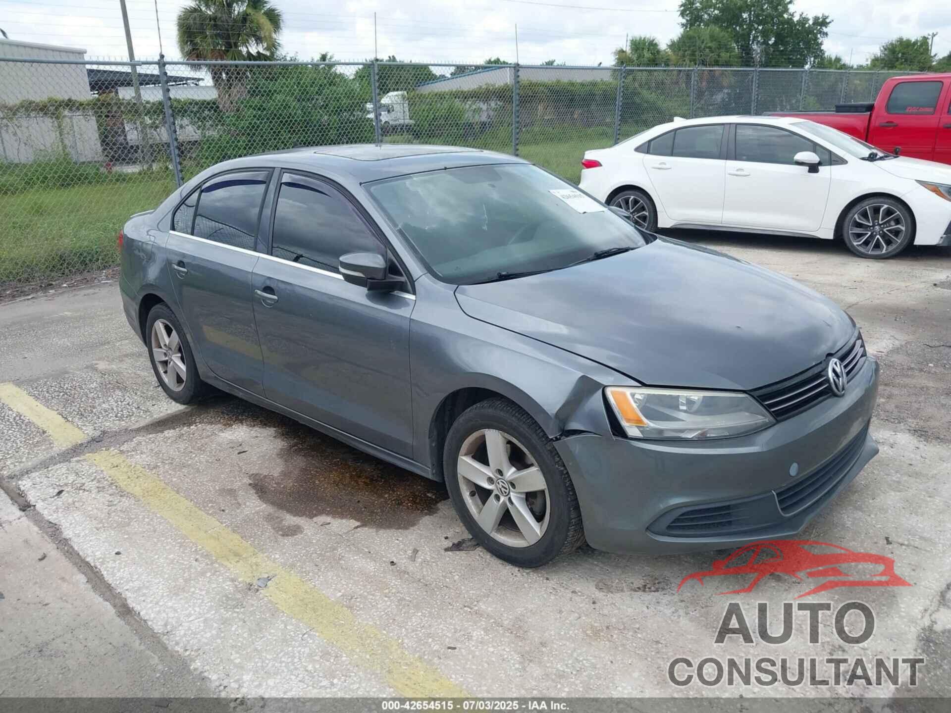 VOLKSWAGEN JETTA 2013 - 3VWLL7AJ4DM351806
