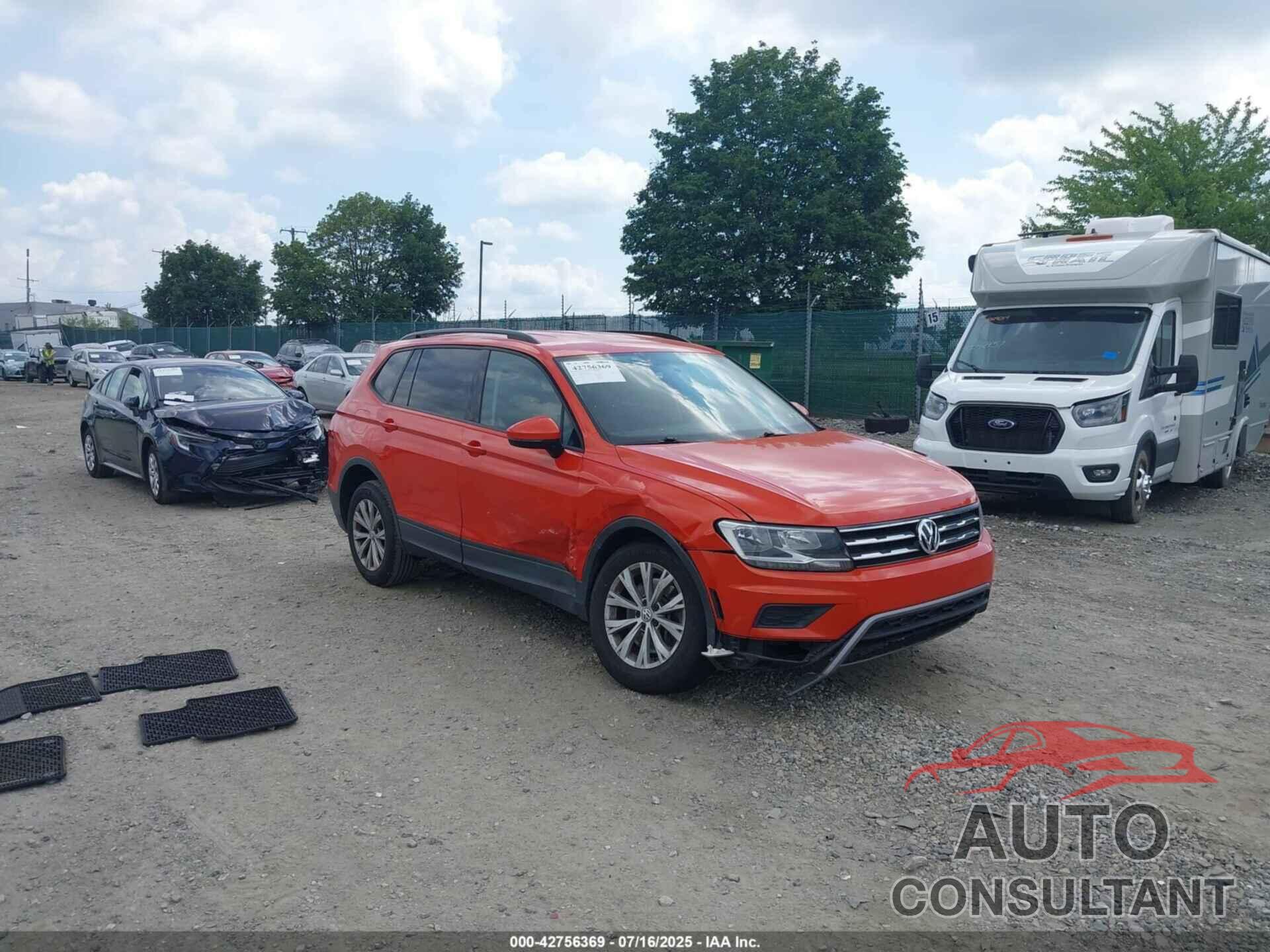 VOLKSWAGEN TIGUAN 2018 - 3VV1B7AX5JM085971
