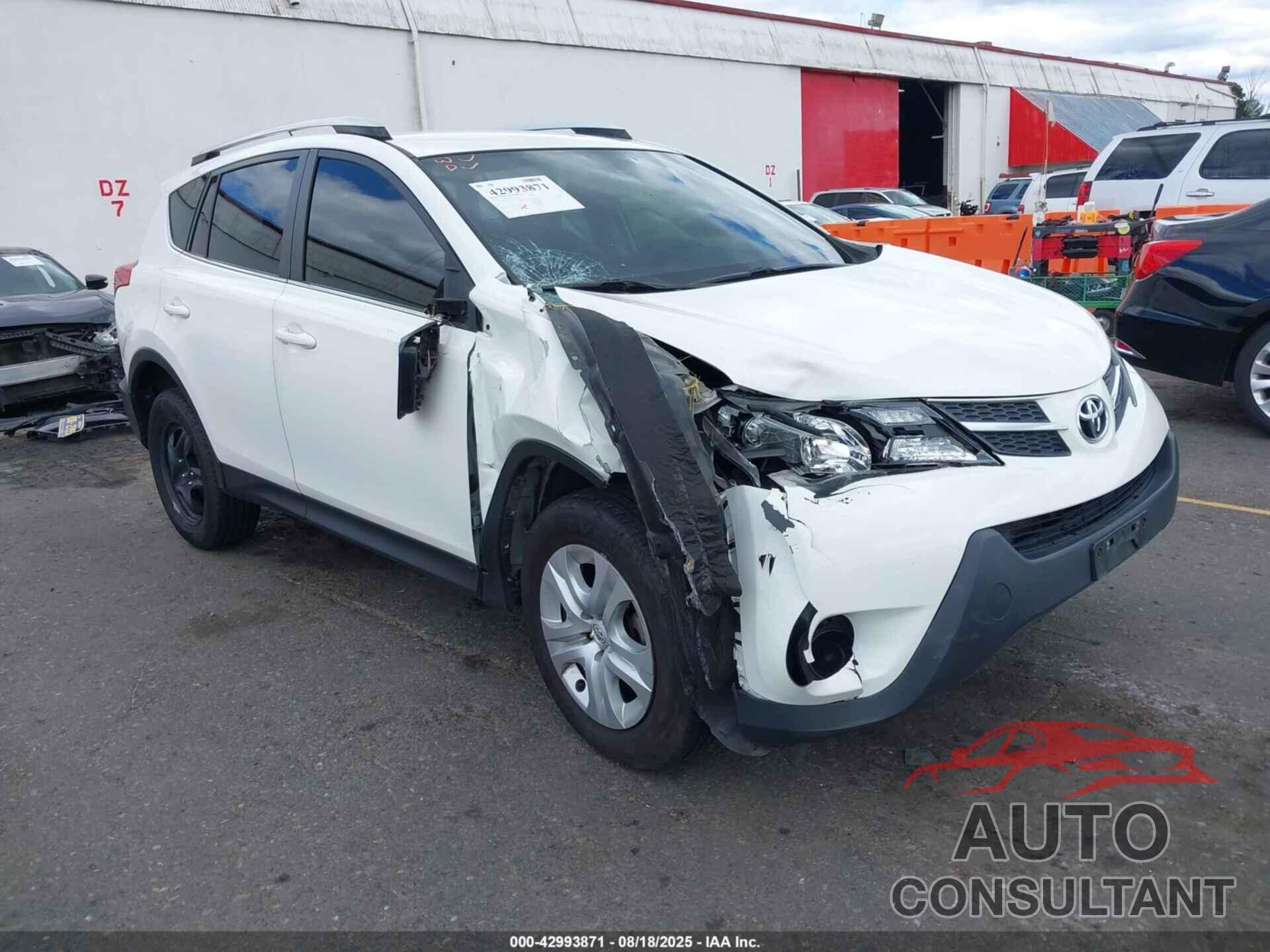 TOYOTA RAV4 2015 - JTMBFREV4FJ047549