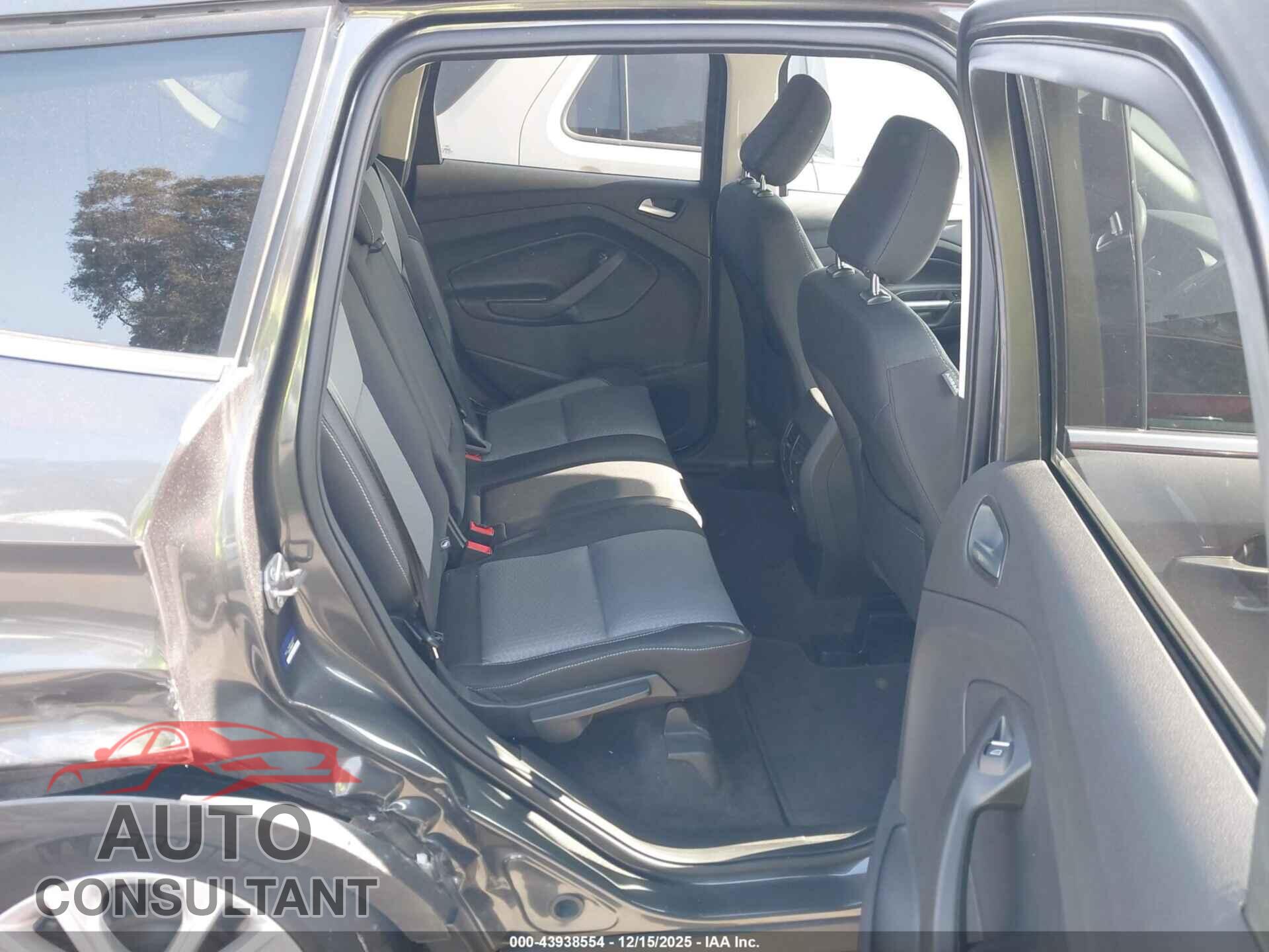 FORD ESCAPE 2019 - 1FMCU0GD0KUA20394