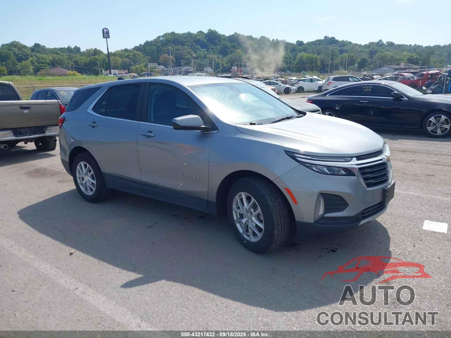 CHEVROLET EQUINOX 2023 - 3GNAXKEG2PS182439