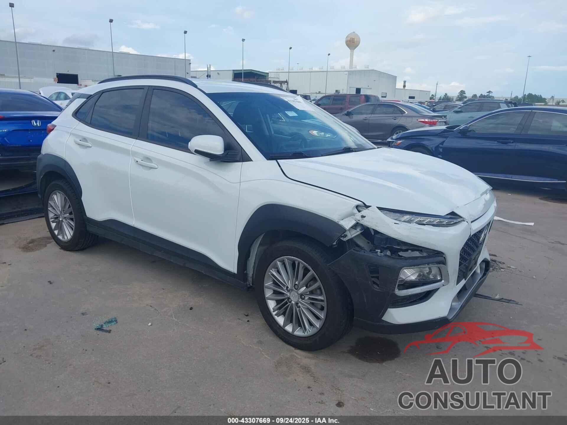 HYUNDAI KONA 2018 - KM8K62AA8JU131936
