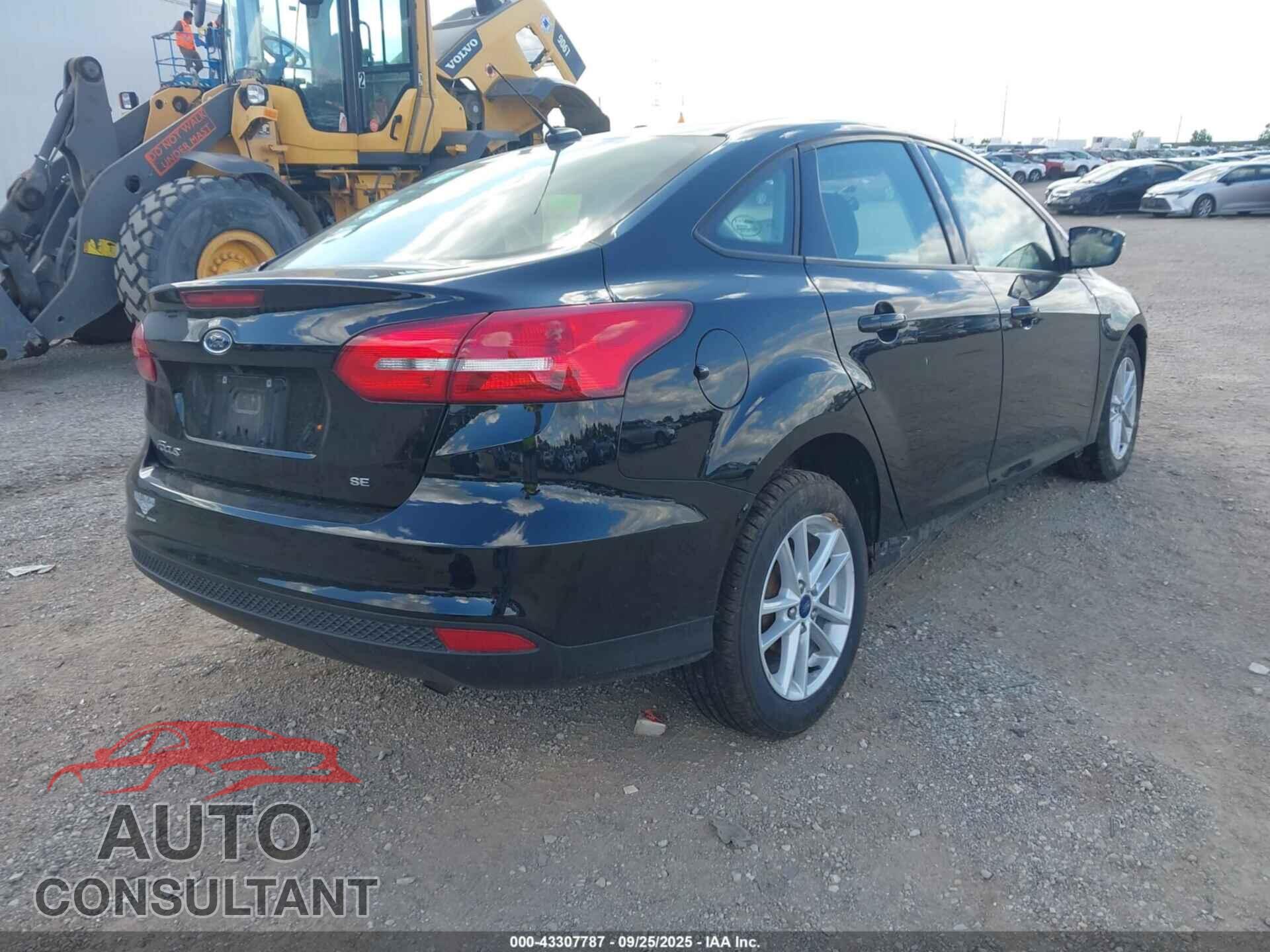 FORD FOCUS 2017 - 1FADP3F23HL315639