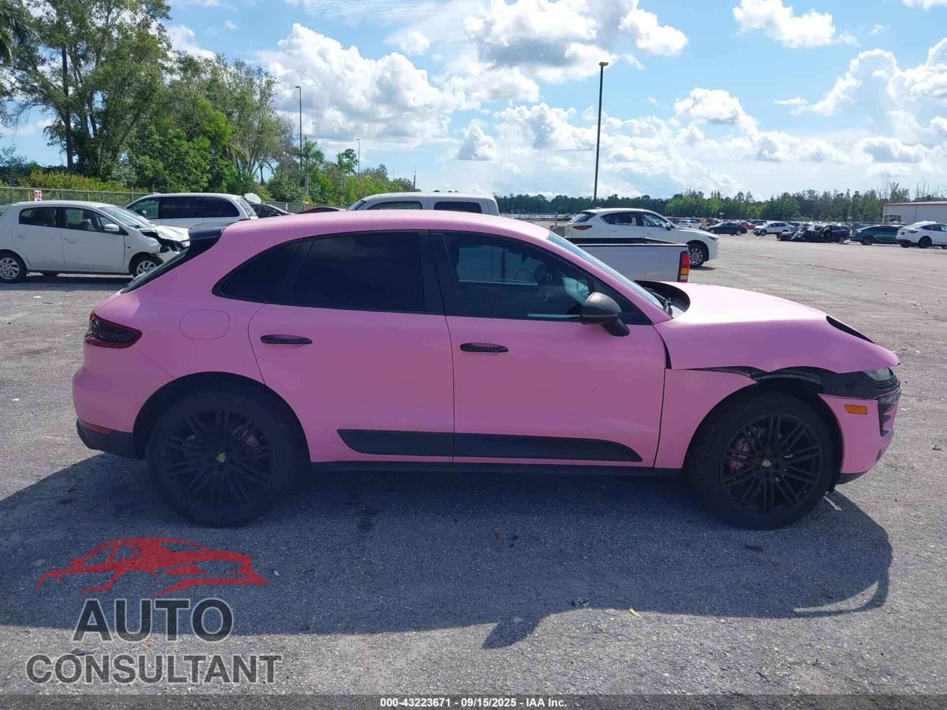 PORSCHE MACAN 2015 - WP1AB2A57FLB41920