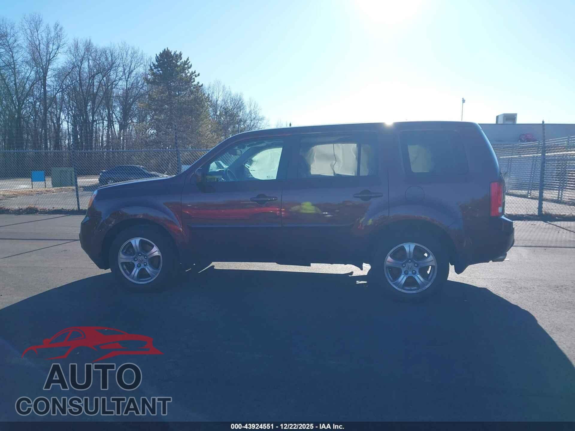 HONDA PILOT 2013 - 5FNYF4H52DB010979