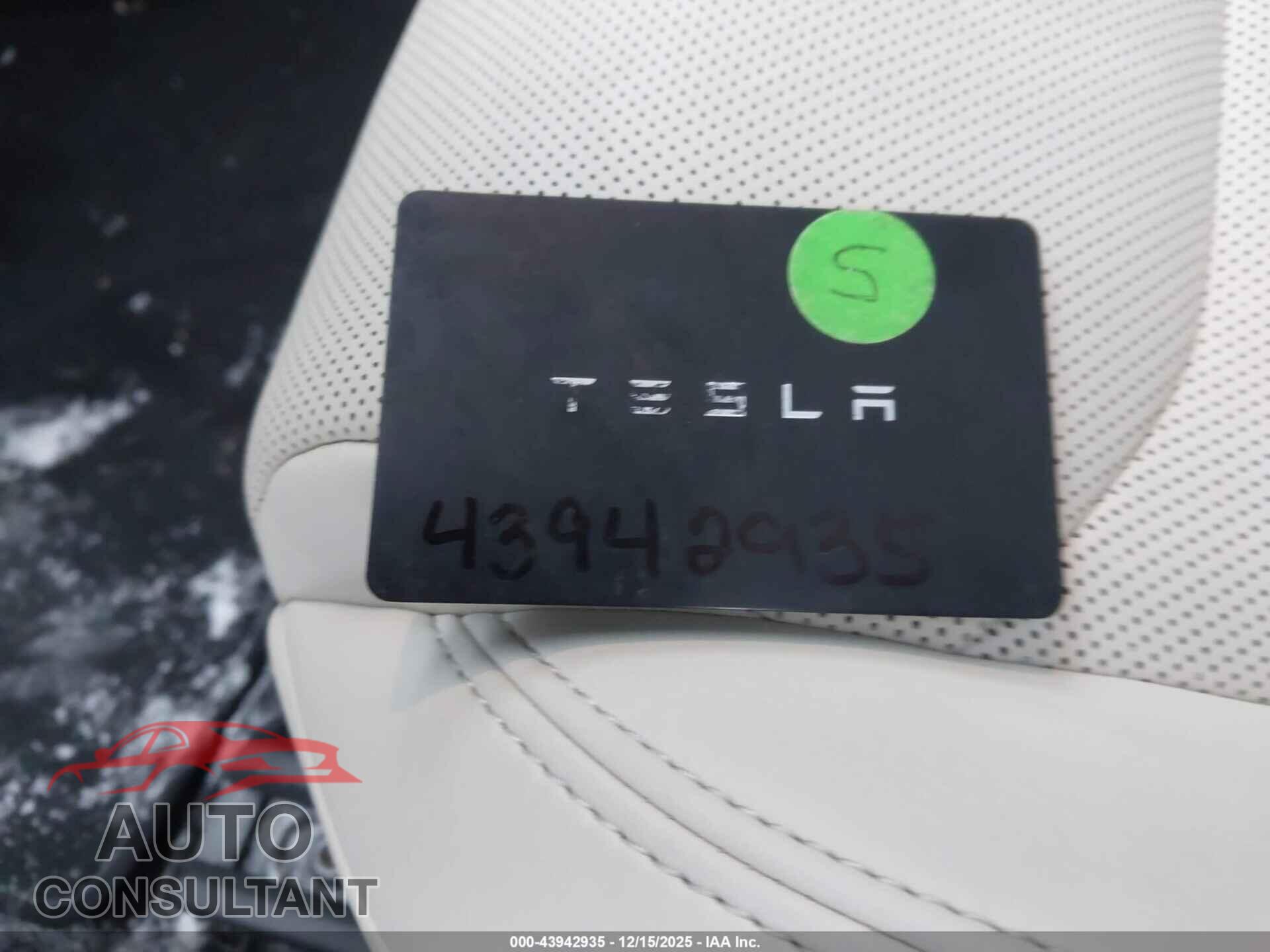 TESLA MODEL S 2023 - 5YJSA1E56PF518979