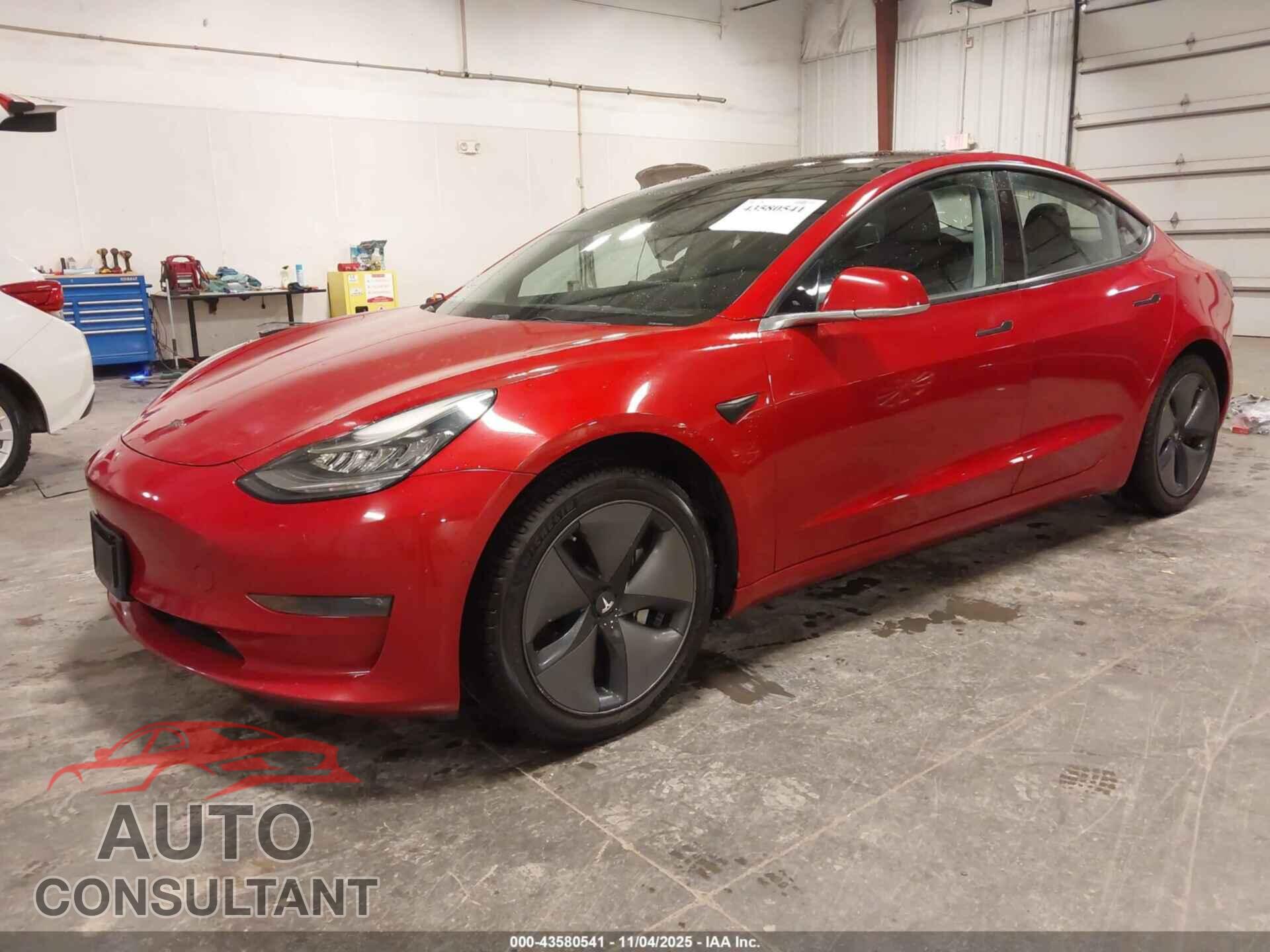 TESLA MODEL 3 2018 - 5YJ3E1EA8JF037757