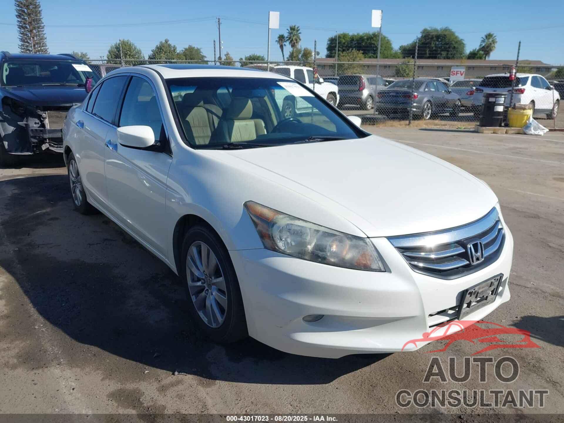 HONDA ACCORD 2011 - 1HGCP3F87BA007579