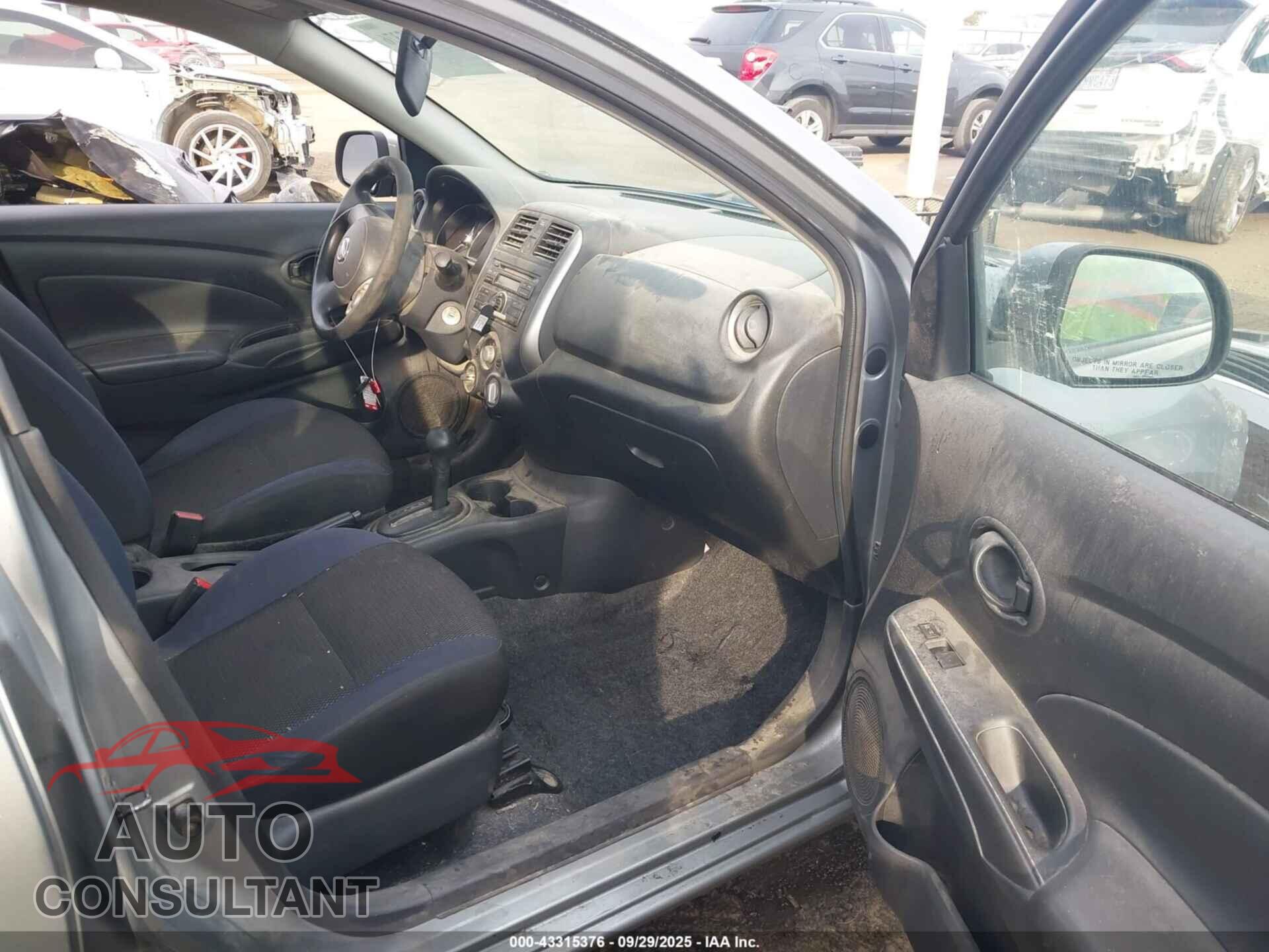 NISSAN VERSA 2012 - 3N1CN7AP0CL906520