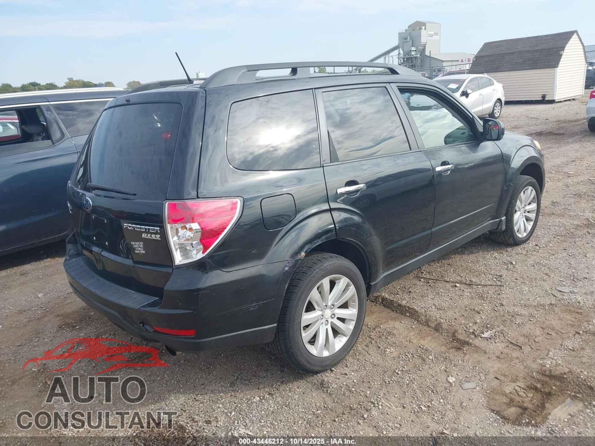 SUBARU FORESTER 2013 - JF2SHAEC4DH402266