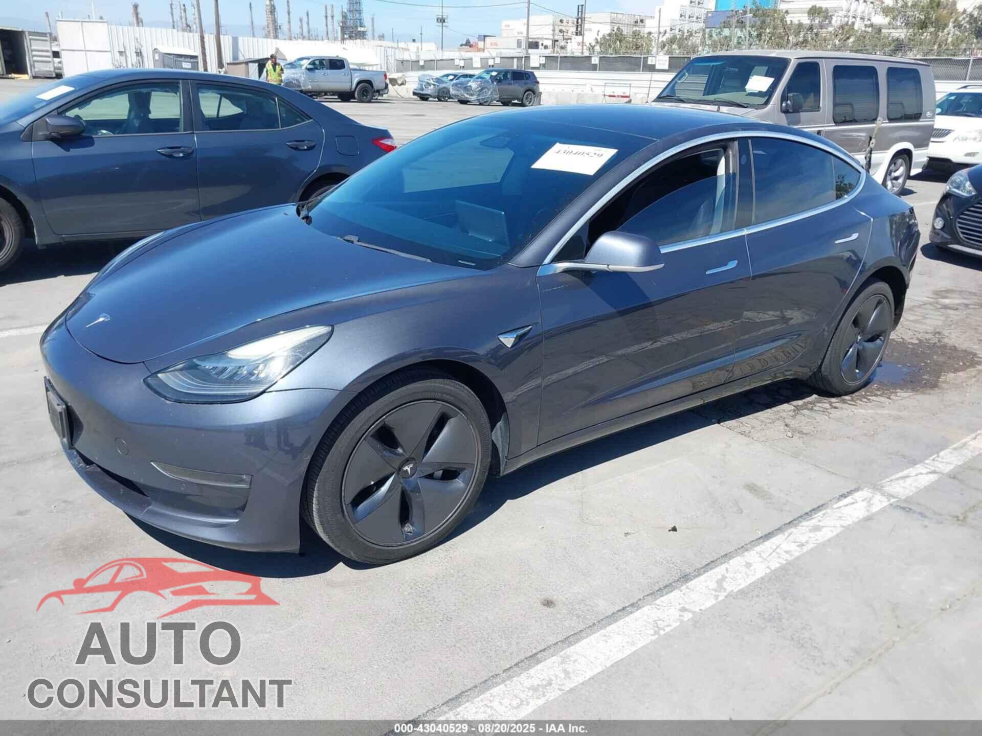 TESLA MODEL 3 2018 - 5YJ3E1EA2JF041982