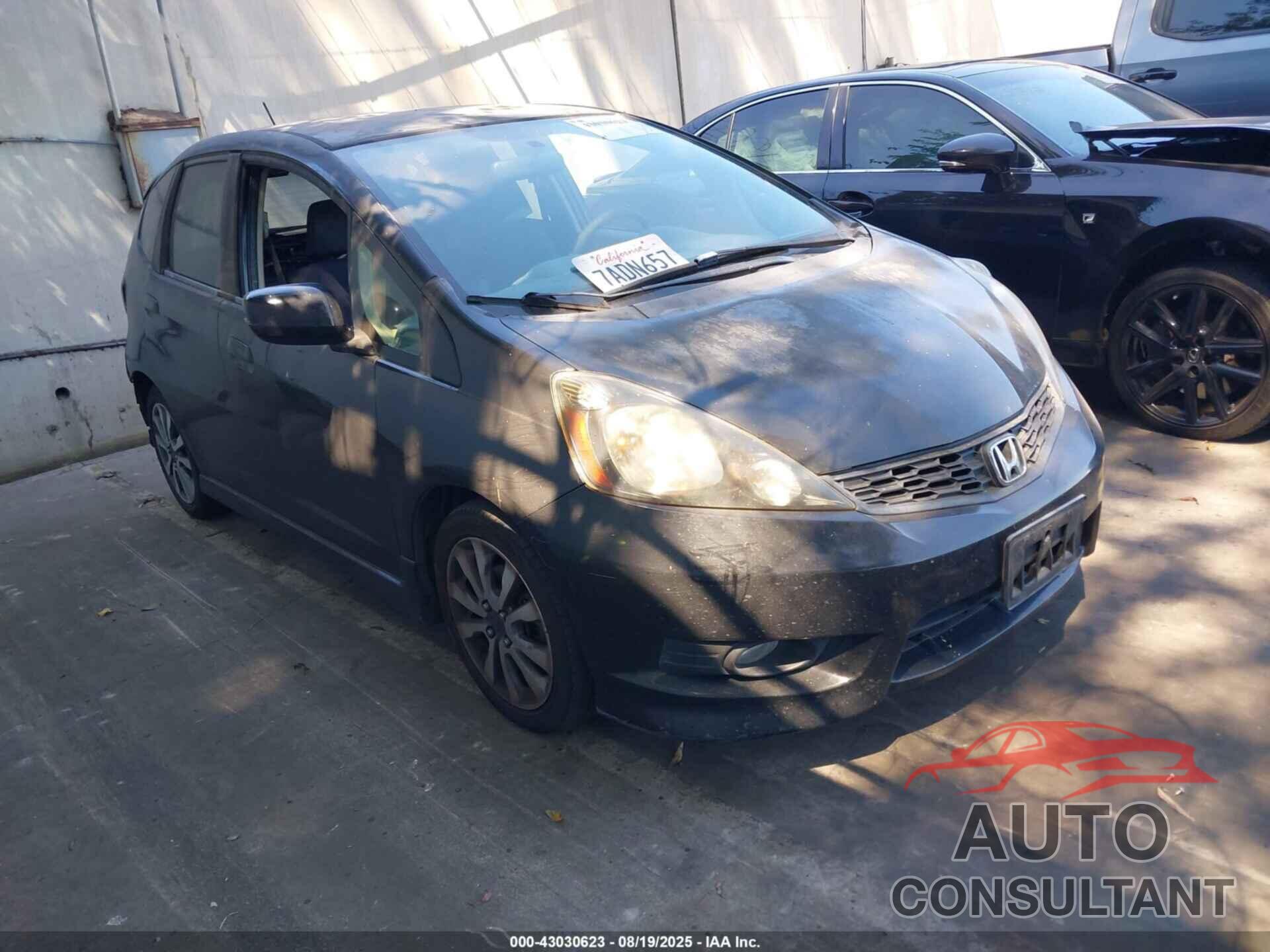 HONDA FIT 2013 - JHMGE8H68DC001536