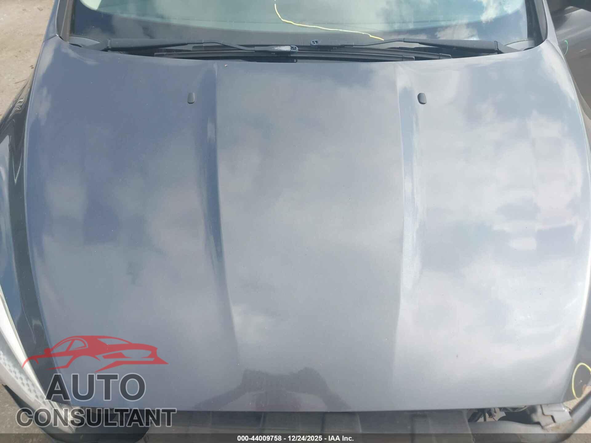 FORD FOCUS 2017 - 1FADP3F23HL324275