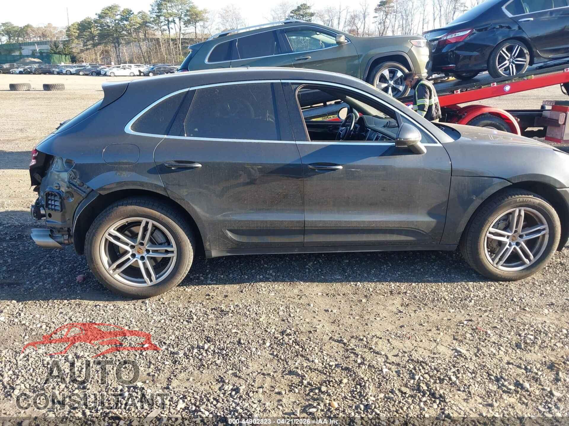 PORSCHE MACAN 2018 - WP1AB2A57JLB31011