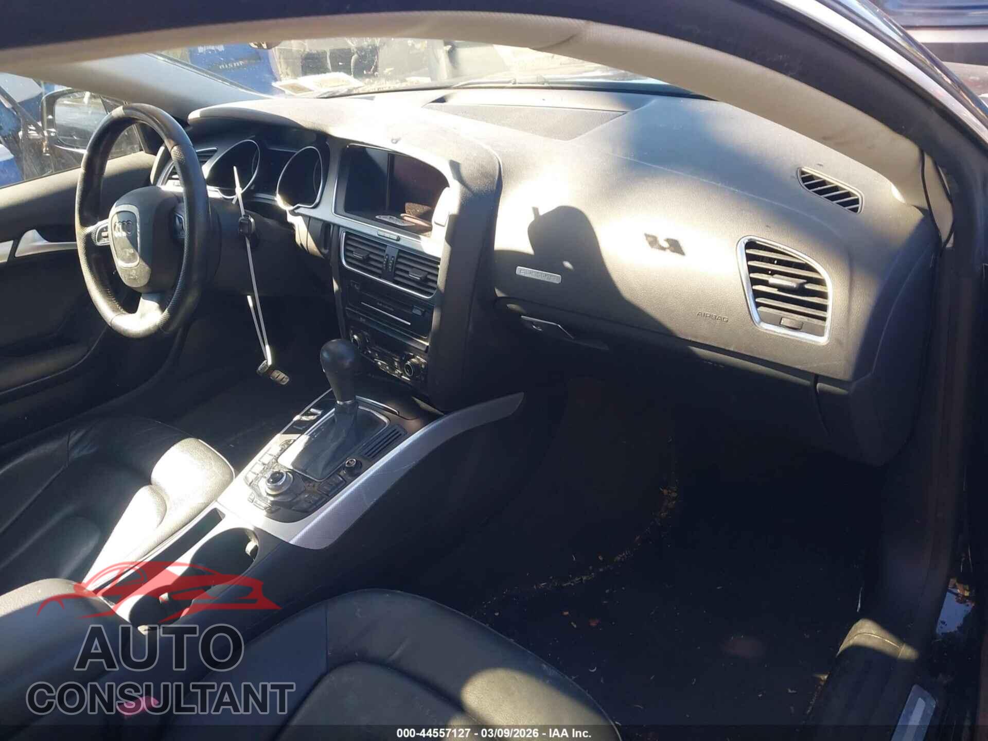 AUDI A5 2012 - WAULFAFR8CA038076