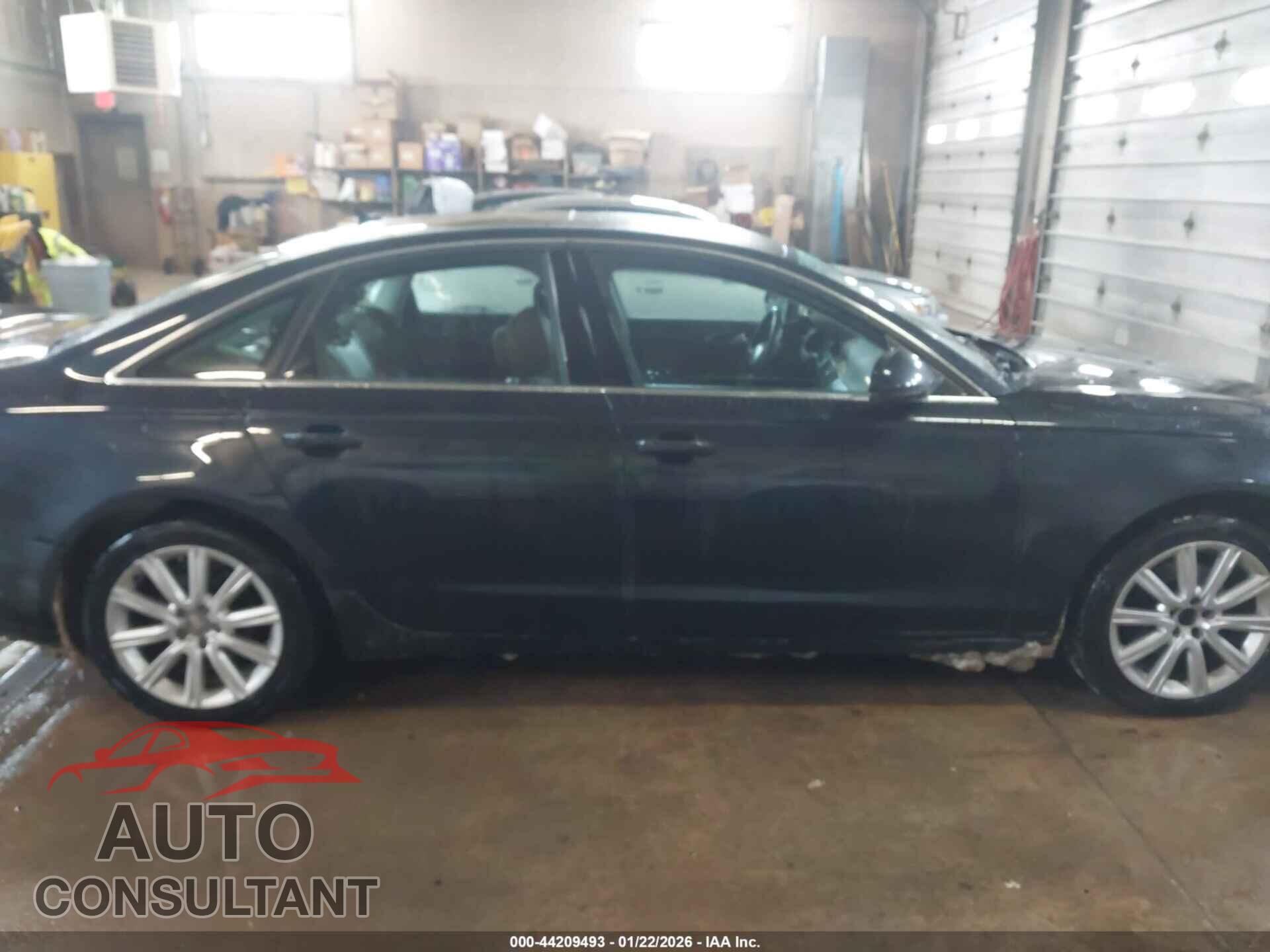 AUDI A6 2013 - WAUGFAFC2DN024004