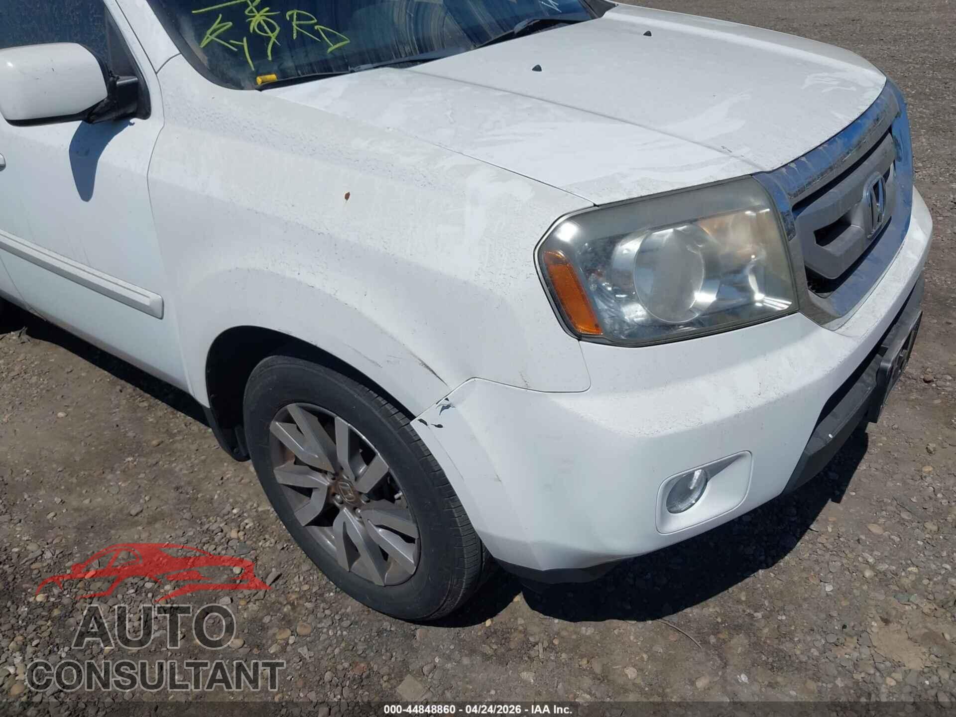 HONDA PILOT 2011 - 5FNYF4H77BB069752
