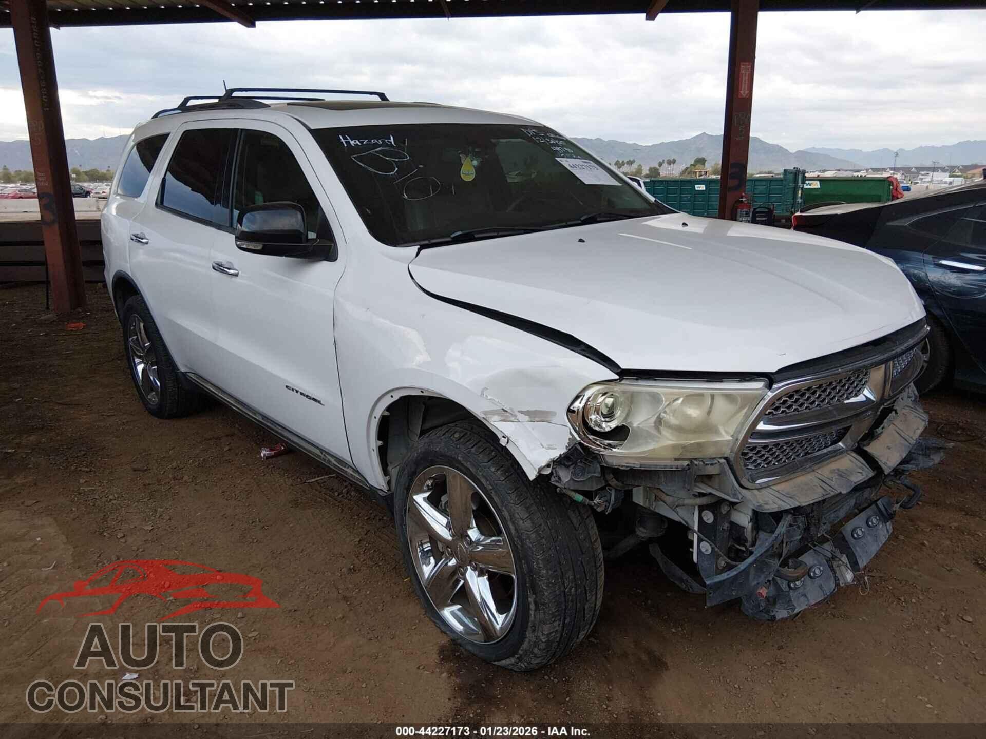 DODGE DURANGO 2013 - 1C4SDJET2DC512532