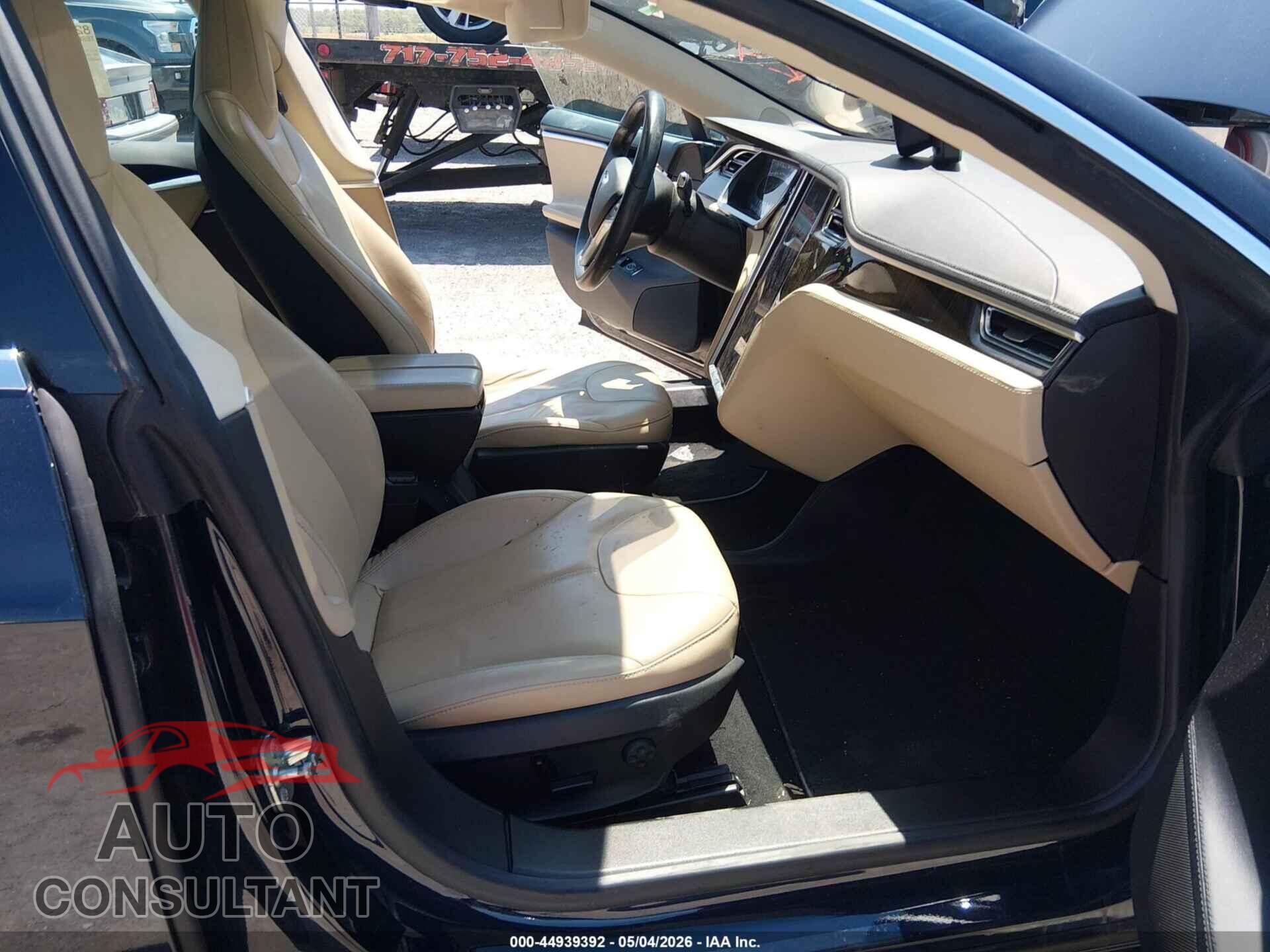 TESLA MODEL S 2013 - 5YJSA1AG1DFP03587
