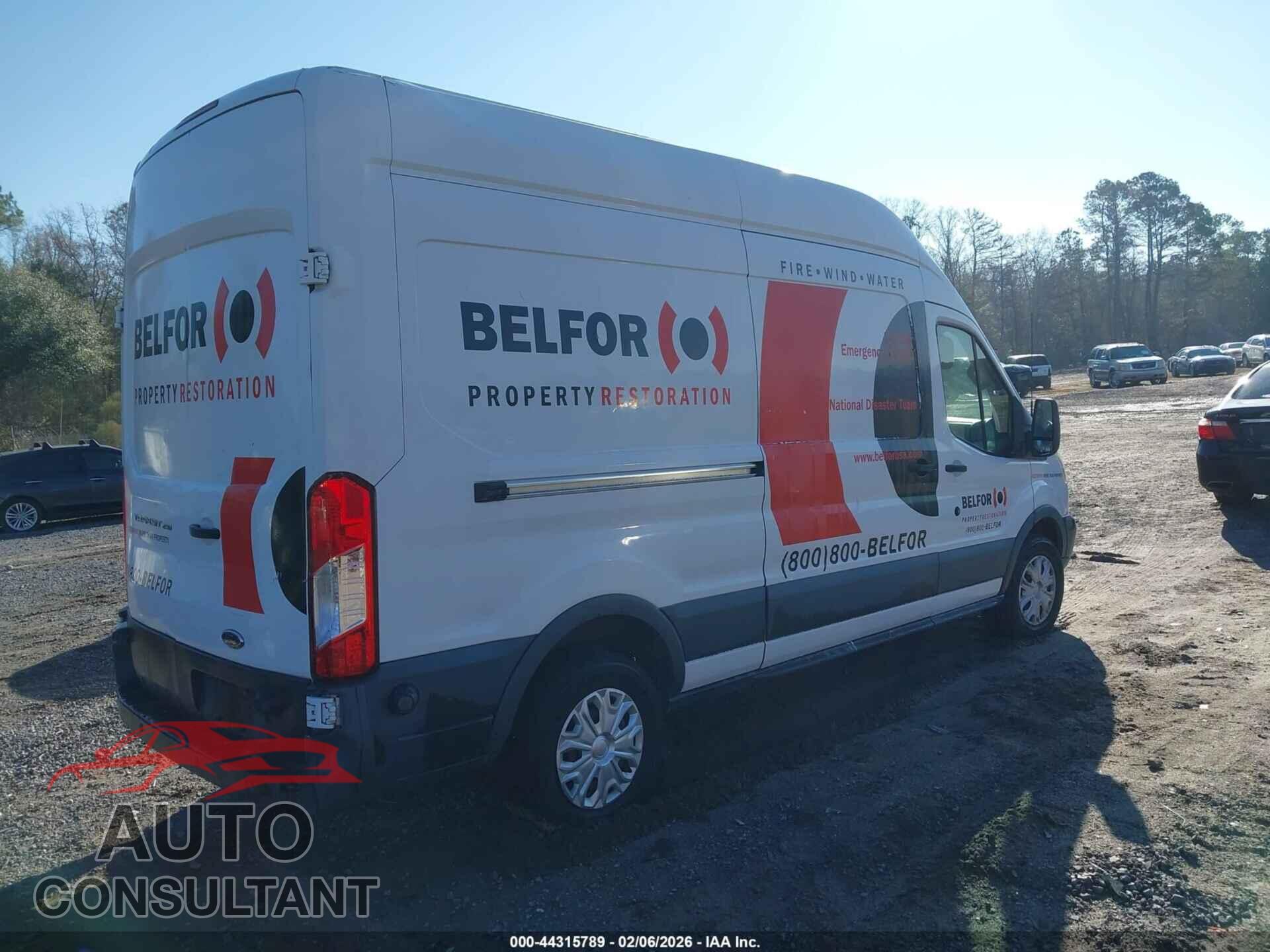 FORD TRANSIT-250 2015 - 1FTNR2XM1FKB33458