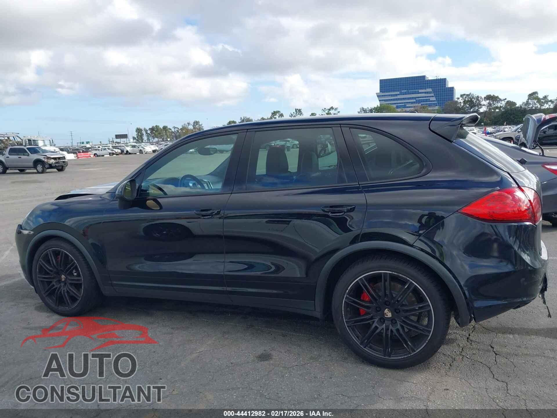 PORSCHE CAYENNE 2012 - WP1AC2A21CLA82801