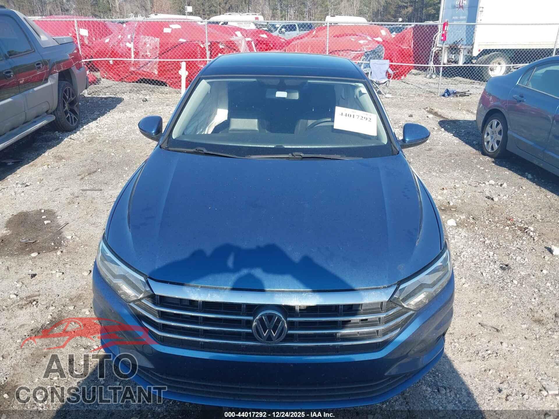 VOLKSWAGEN JETTA 2019 - 3VWC57BU5KM166311
