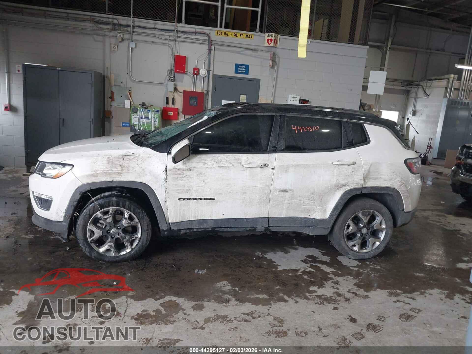 JEEP COMPASS 2020 - 3C4NJDCB9LT204097