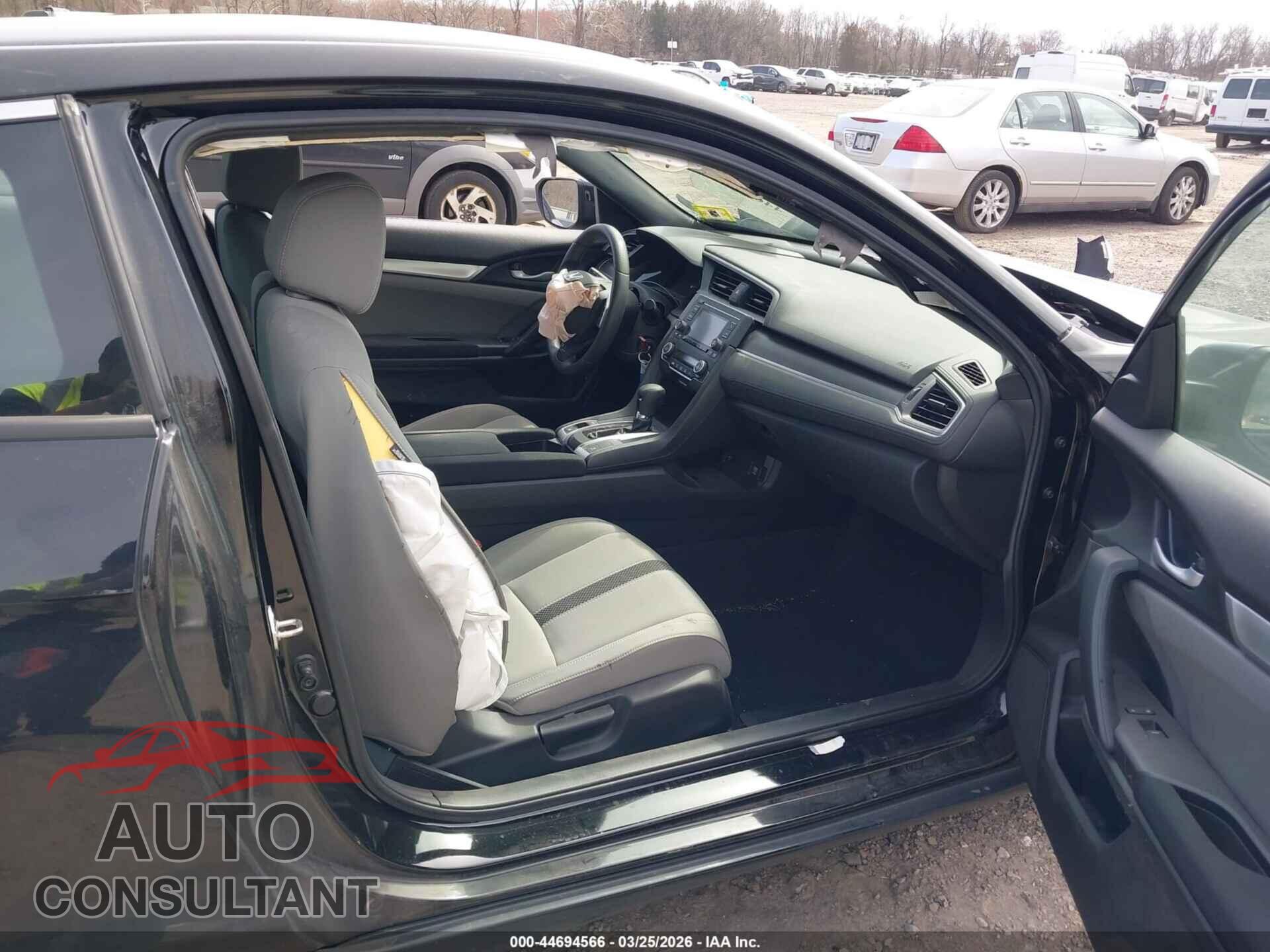 HONDA CIVIC 2019 - 2HGFC4B68KH301061