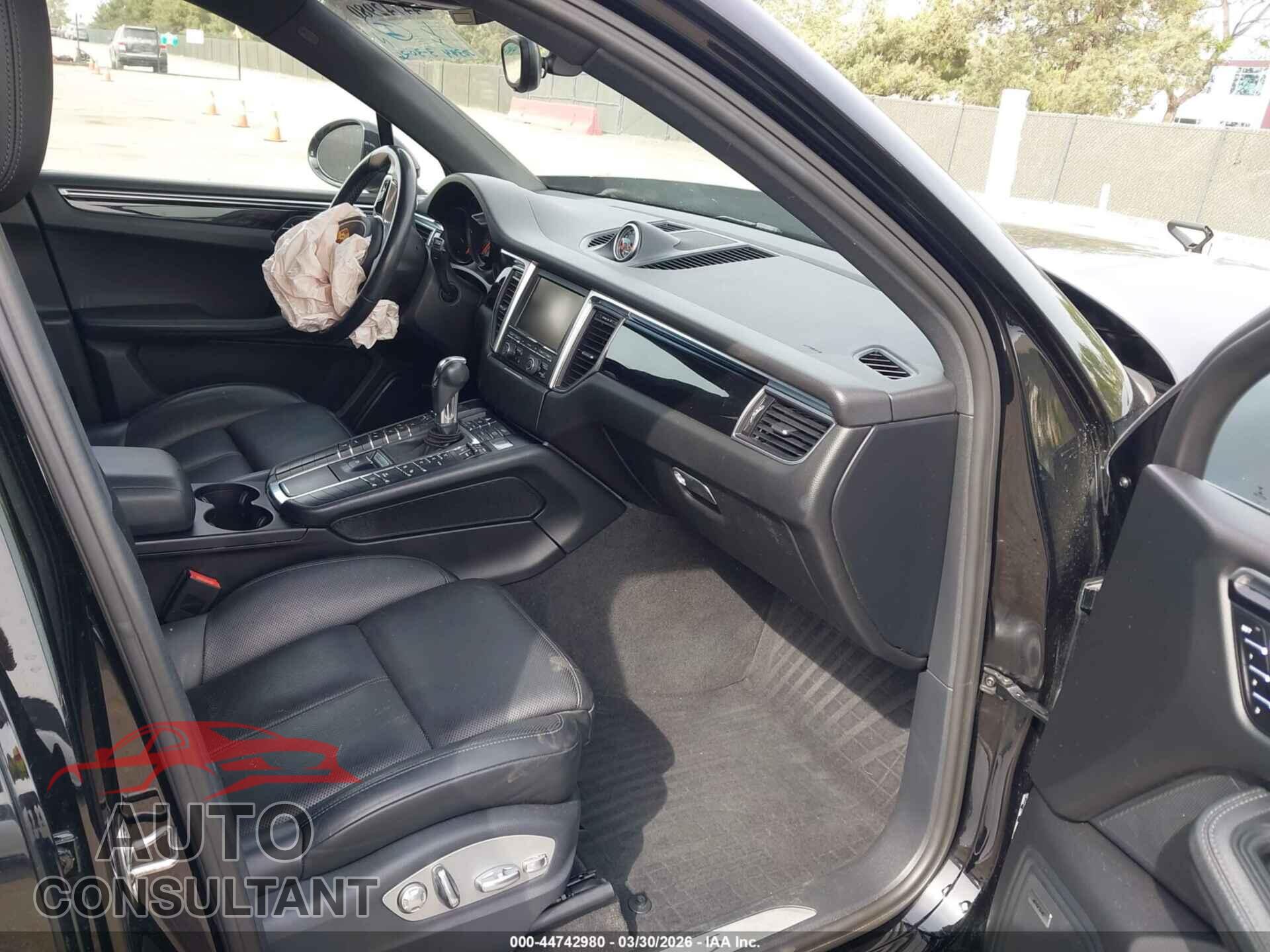 PORSCHE MACAN 2016 - WP1AB2A53GLB49823