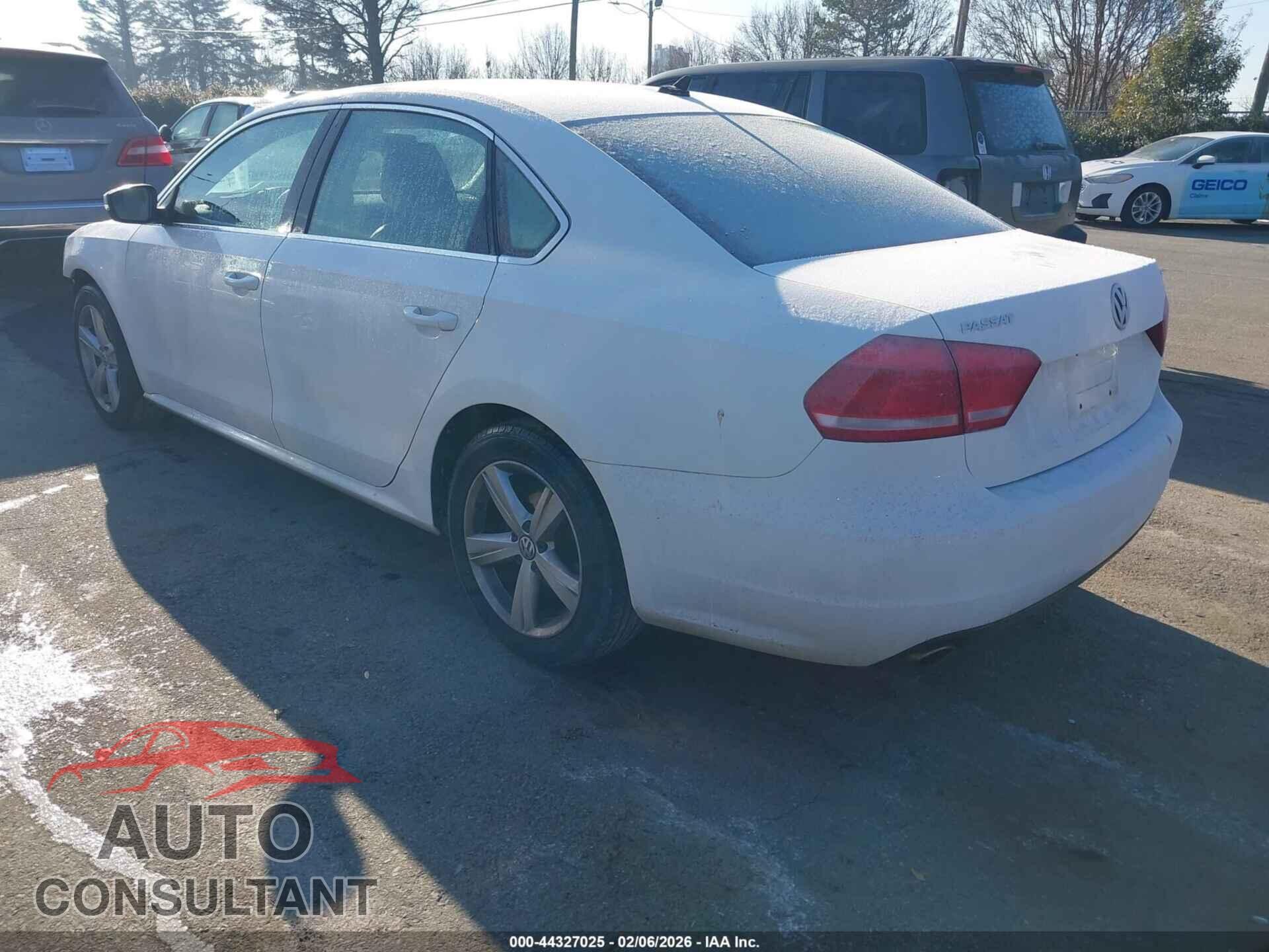 VOLKSWAGEN PASSAT 2014 - 1VWBP7A36EC002053