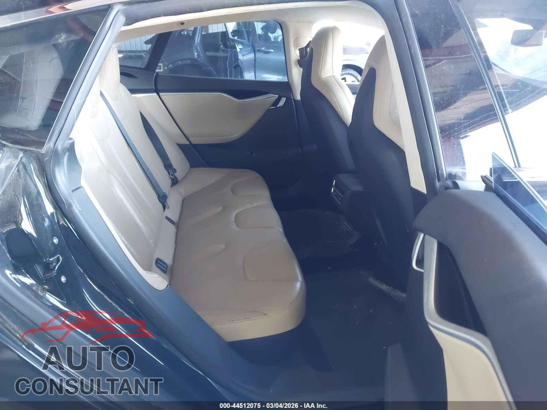 TESLA MODEL S 2016 - 5YJSA1E43GF120104