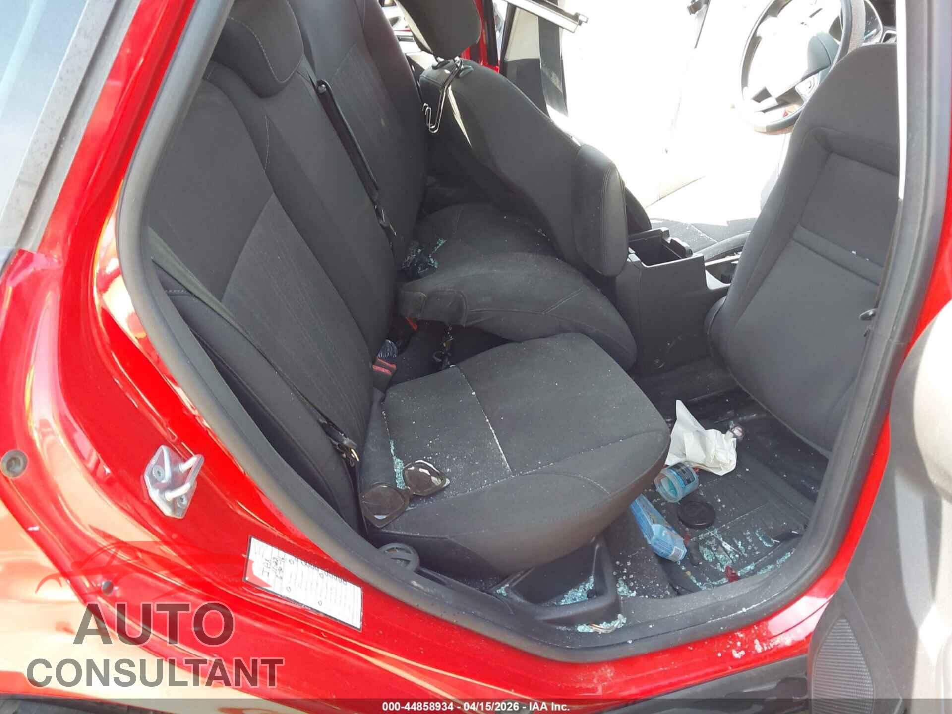 FORD FOCUS 2016 - 1FADP3K21GL235485