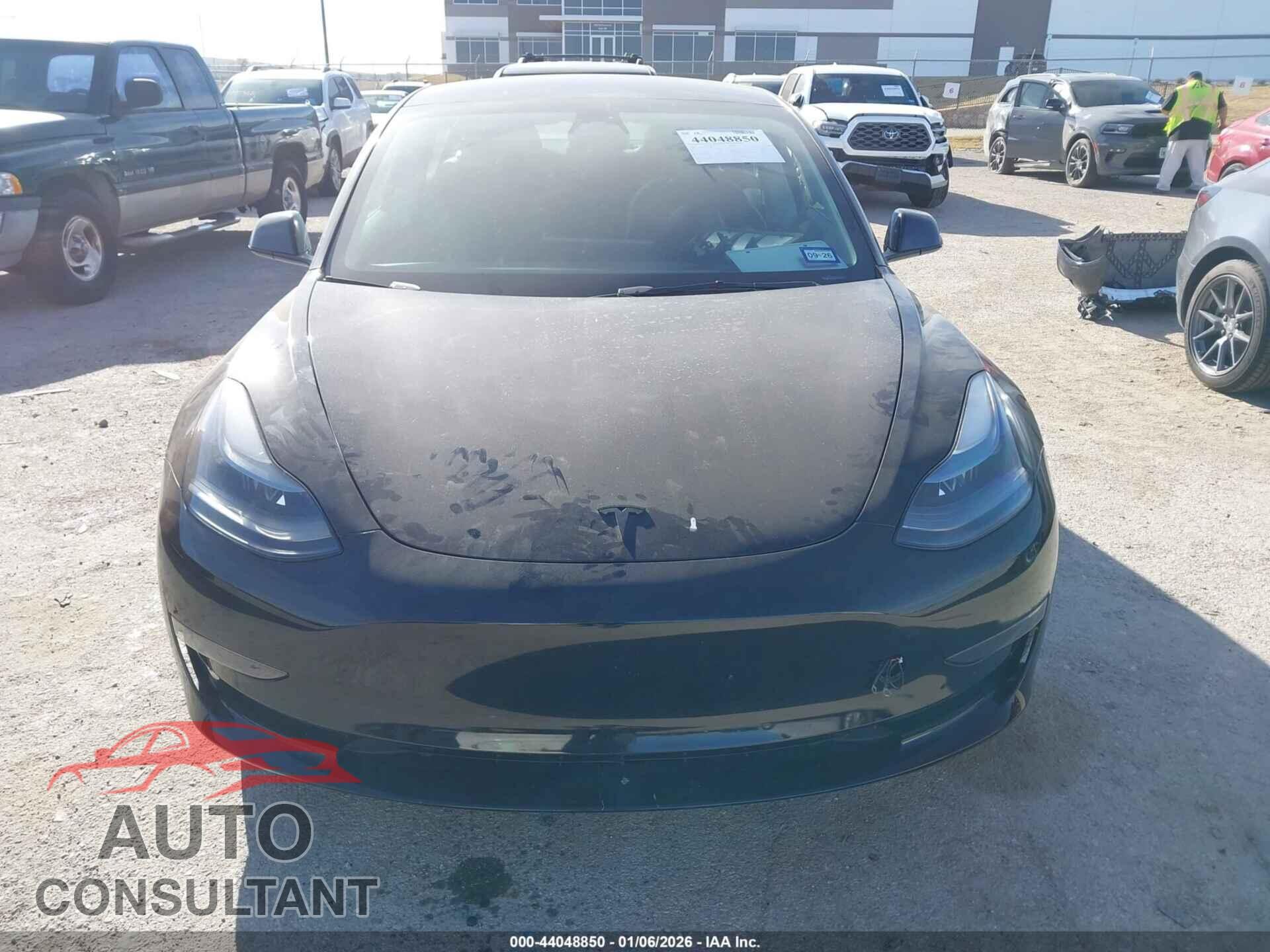 TESLA MODEL 3 2023 - 5YJ3E1EA8PF453431