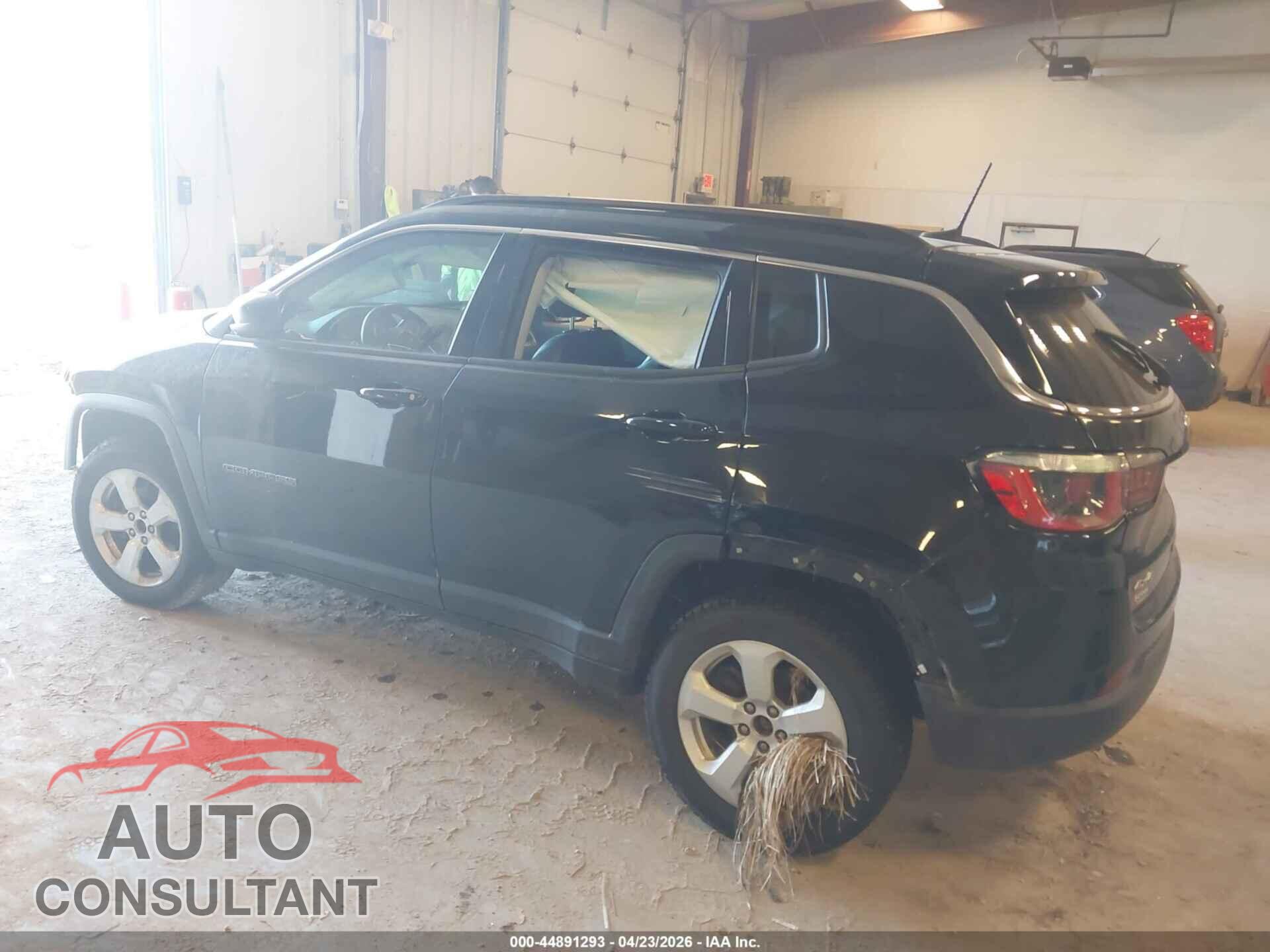 JEEP COMPASS 2020 - 3C4NJDBB7LT139106