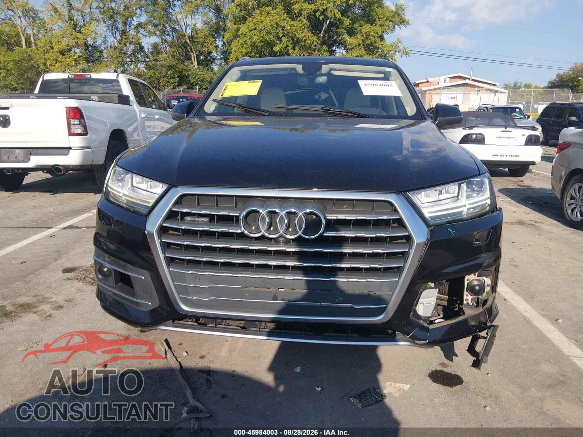 AUDI Q7 2018 - WA1VAAF77JD042330