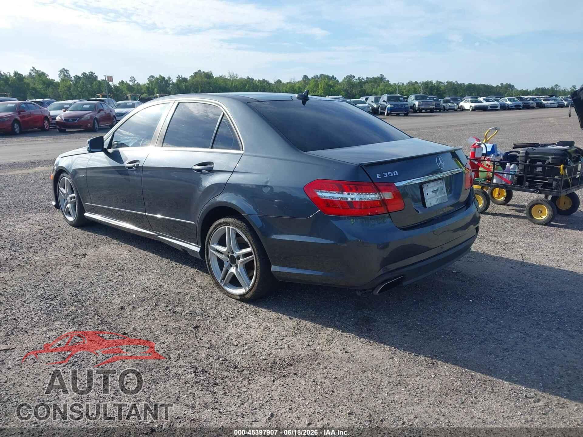 MERCEDES-BENZ E 2012 - WDDHF5KB1CA524274