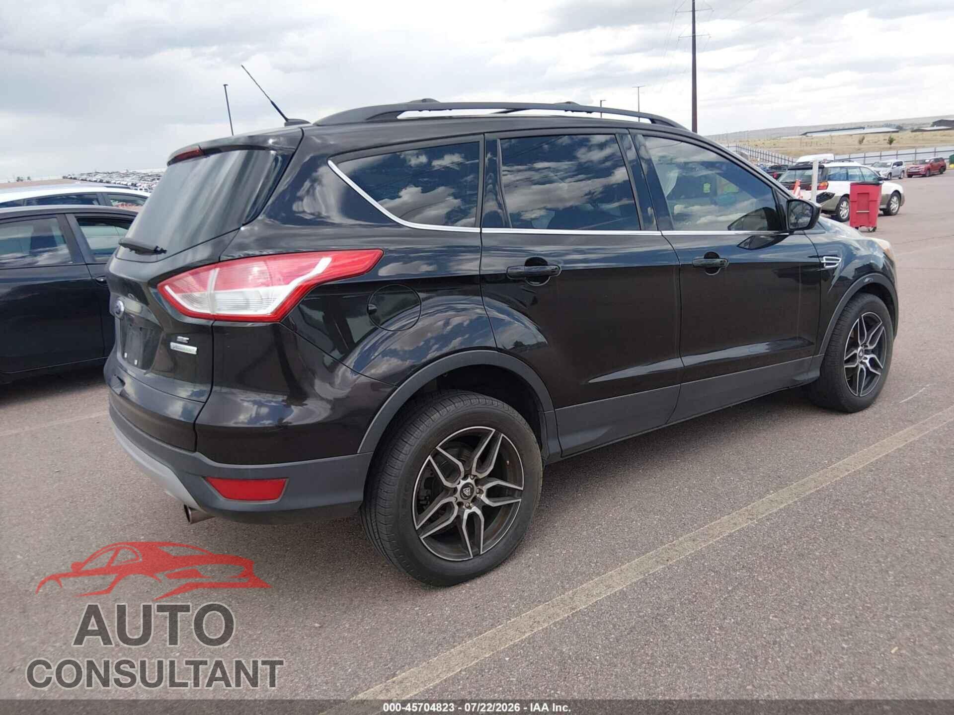 FORD ESCAPE 2013 - 1FMCU0GX8DUA33908