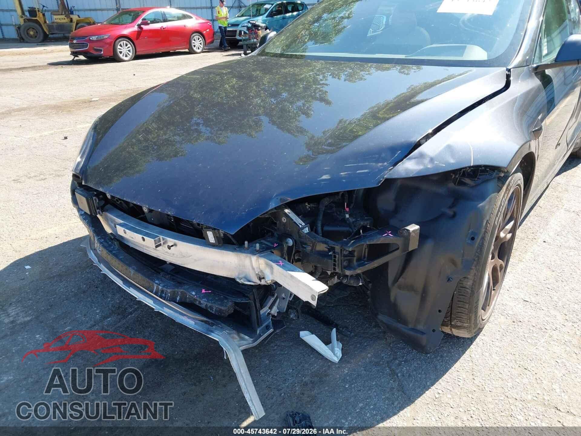 TESLA MODEL S 2024 - 5YJSA1E5XRF536260