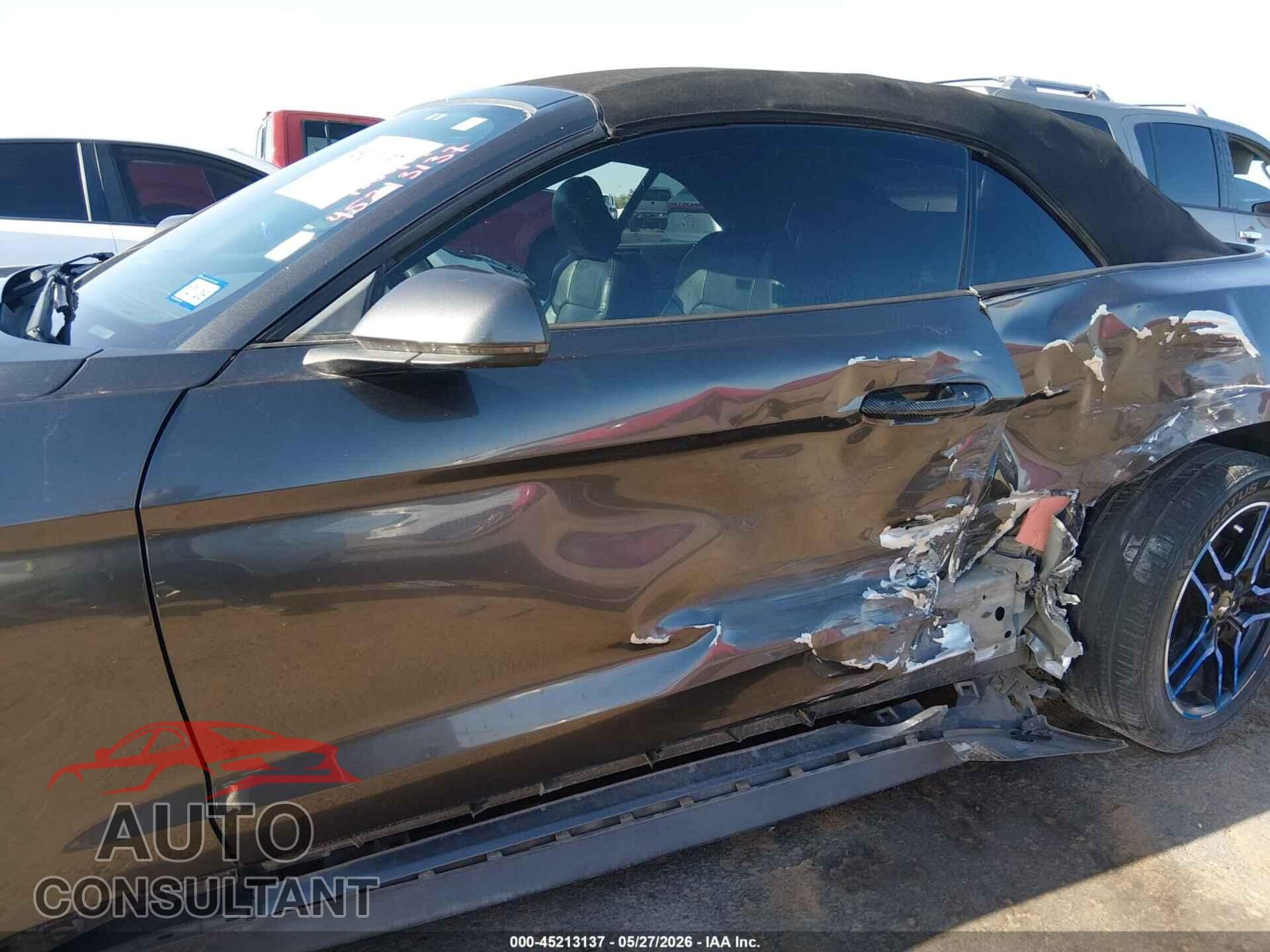 FORD MUSTANG 2018 - 1FATP8UH1J5110122